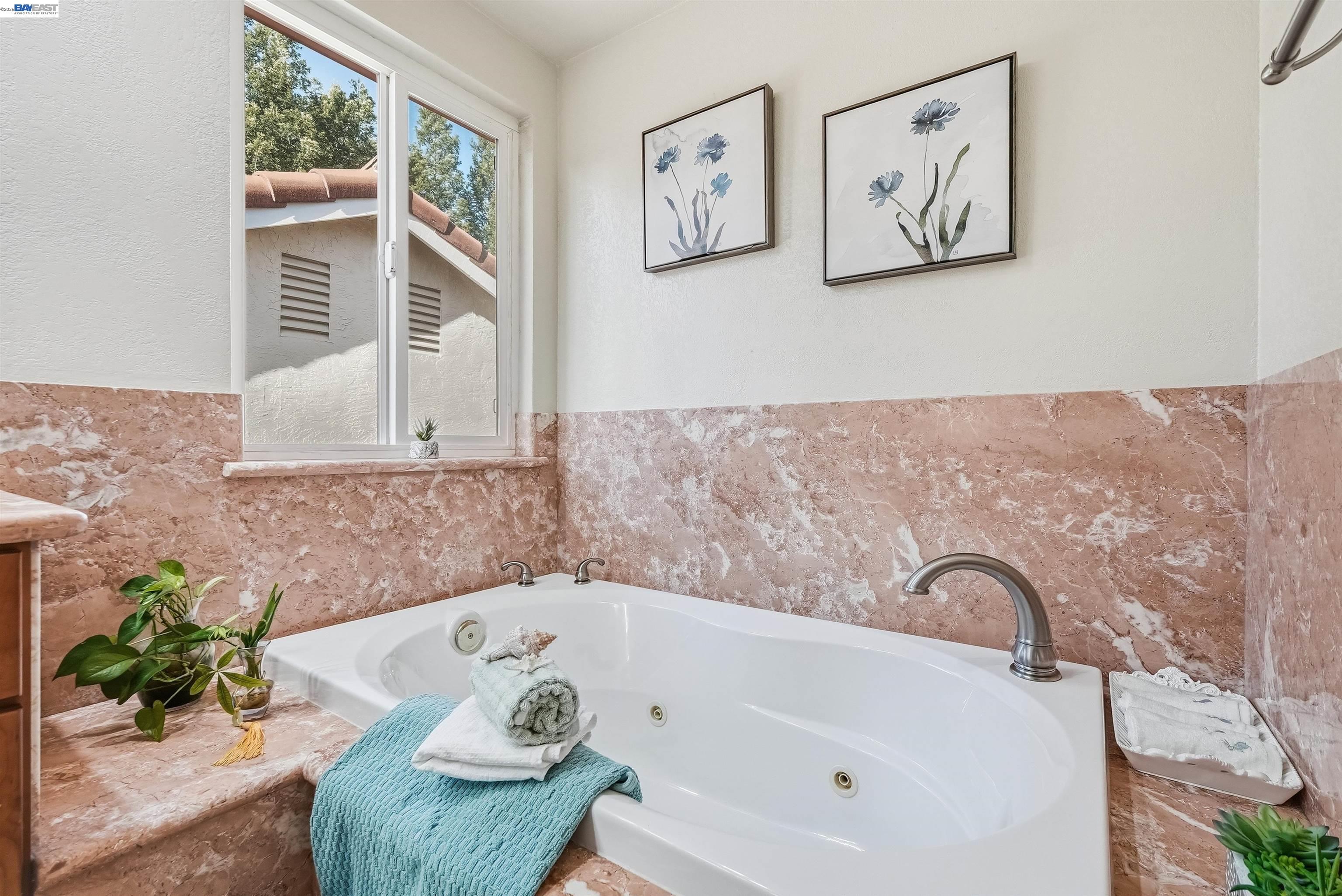 Detail Gallery Image 42 of 60 For 280 Summerford Cir, San Ramon,  CA 94583 - 4 Beds | 3 Baths