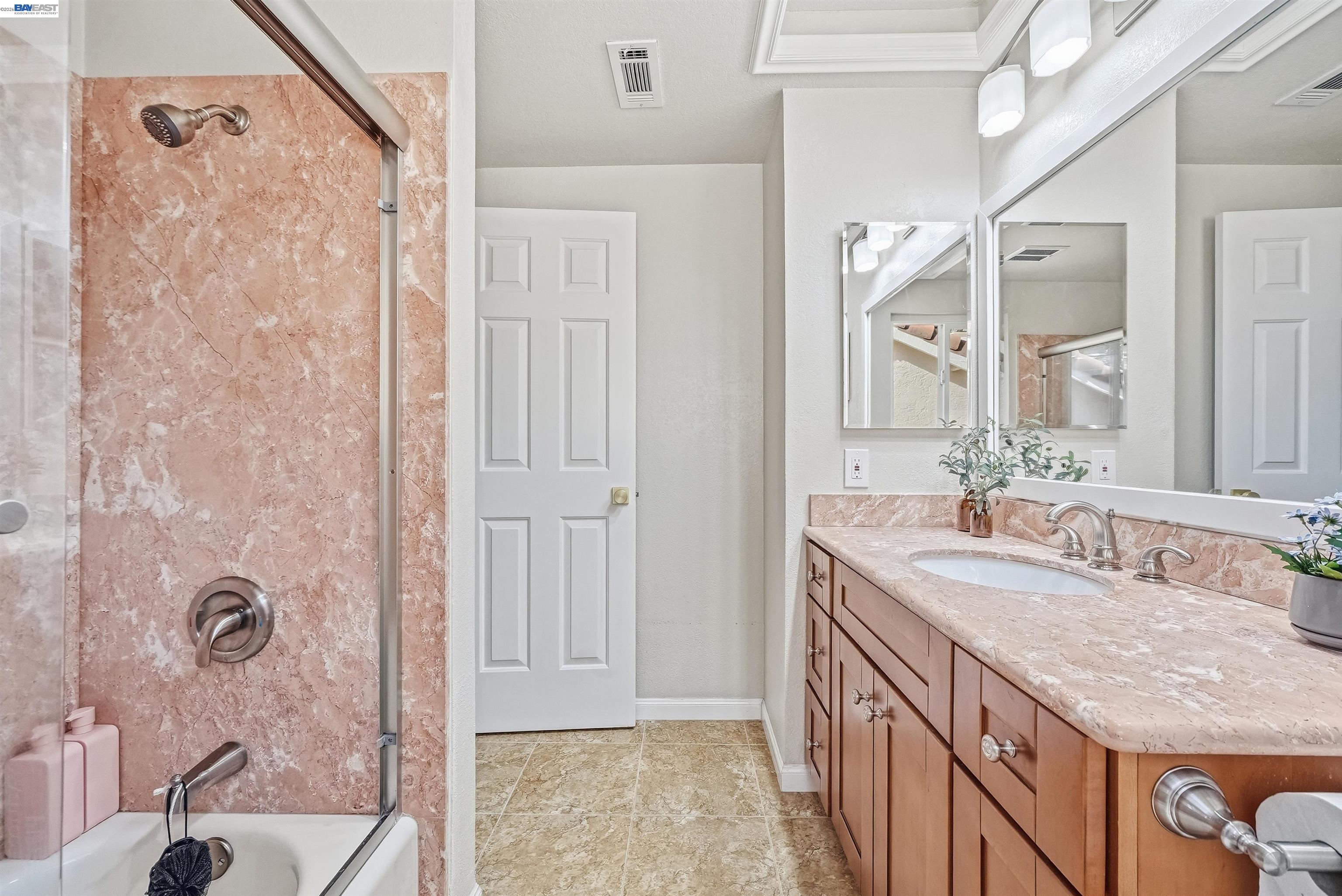 Detail Gallery Image 54 of 60 For 280 Summerford Cir, San Ramon,  CA 94583 - 4 Beds | 3 Baths