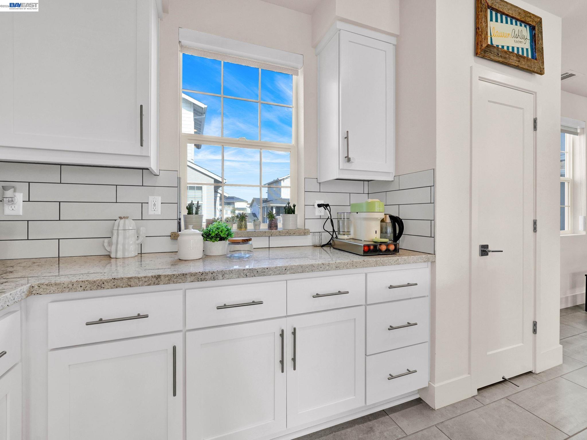 Detail Gallery Image 7 of 46 For 37457 Salt Grass Rd, Newark,  CA 94560 - 4 Beds | 3 Baths