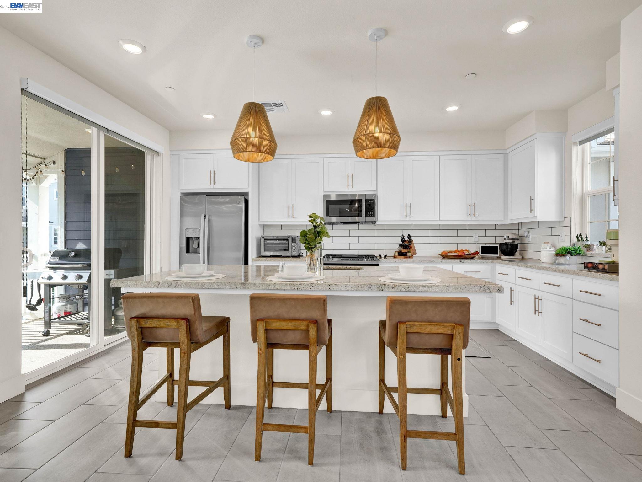 Detail Gallery Image 8 of 46 For 37457 Salt Grass Rd, Newark,  CA 94560 - 4 Beds | 3 Baths