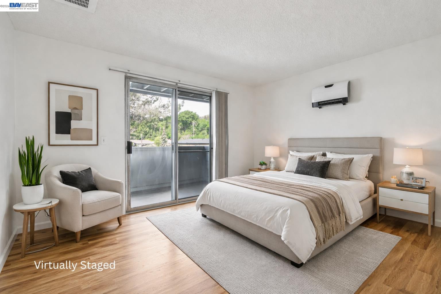 Detail Gallery Image 3 of 13 For 620 River Oak Way #84,  Hayward,  CA 94544 - 1 Beds | 1 Baths