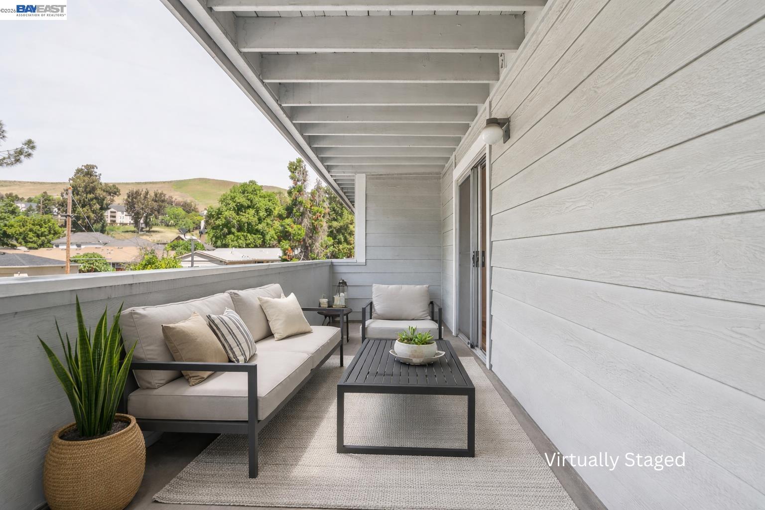 Detail Gallery Image 4 of 13 For 620 River Oak Way #84,  Hayward,  CA 94544 - 1 Beds | 1 Baths