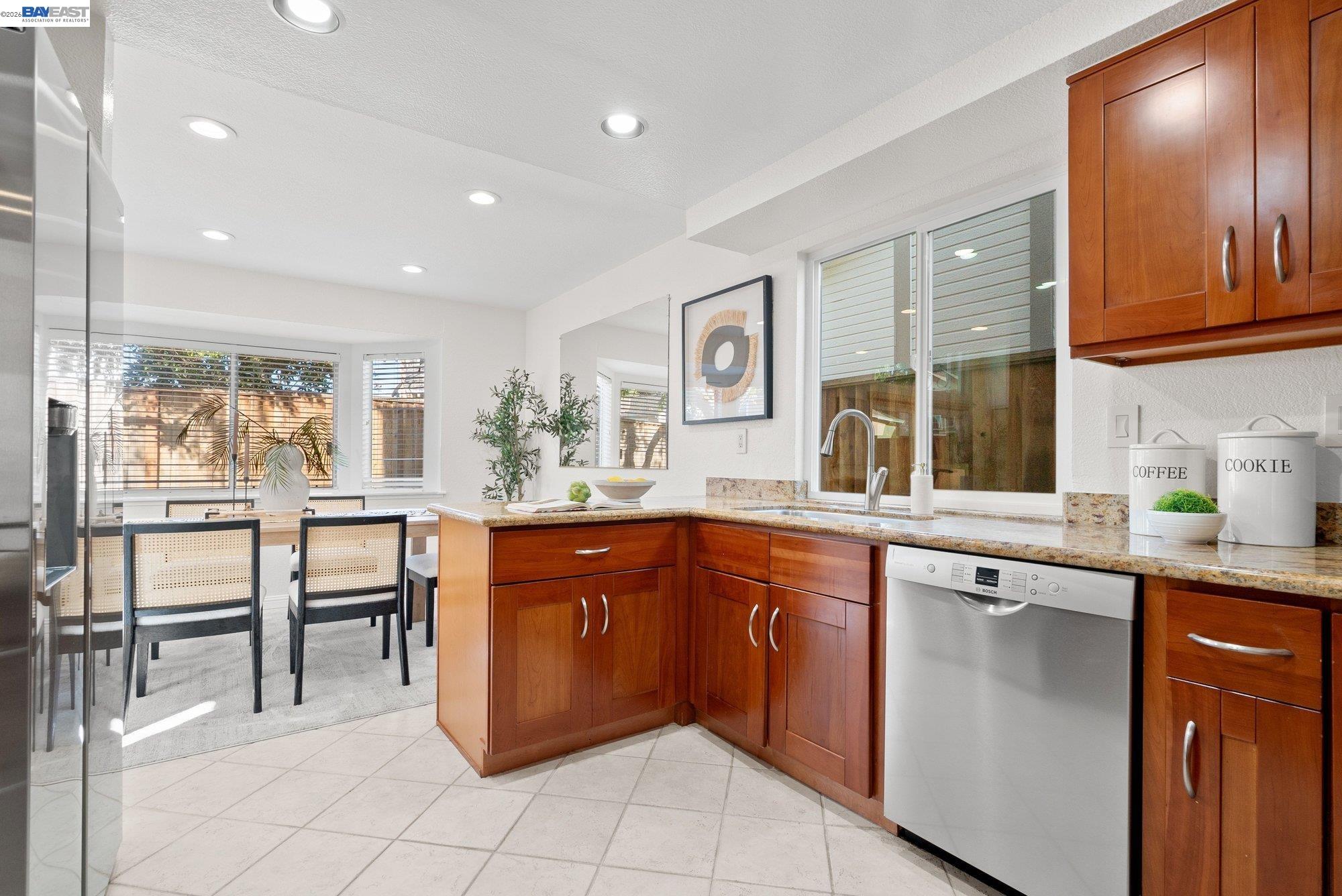 Detail Gallery Image 16 of 47 For 34575 Melissa Ter, Fremont,  CA 94555 - 3 Beds | 2 Baths