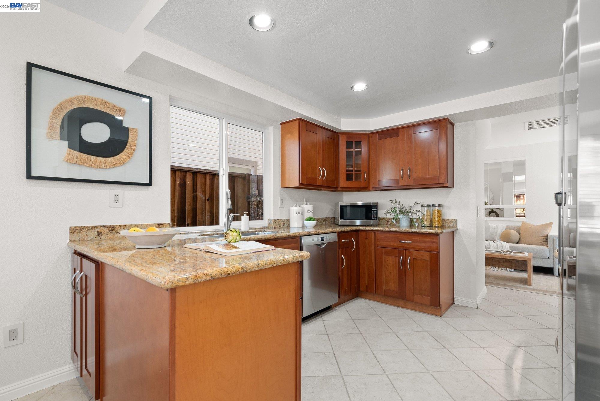 Detail Gallery Image 18 of 47 For 34575 Melissa Ter, Fremont,  CA 94555 - 3 Beds | 2 Baths