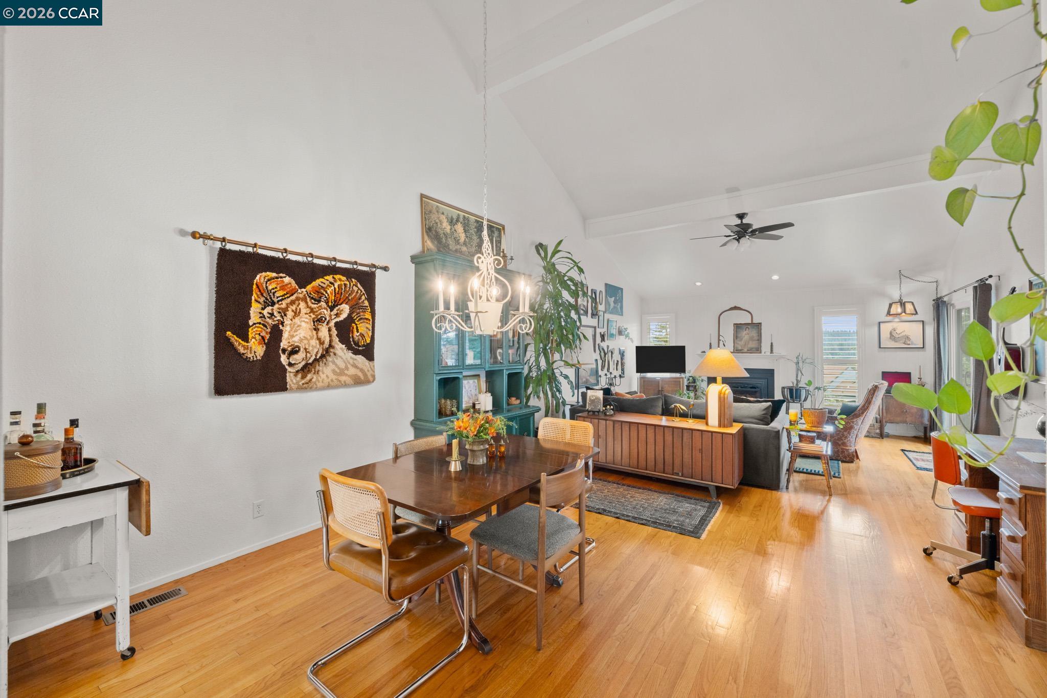 Detail Gallery Image 12 of 46 For 225 Woodside Ct, Grass Valley,  CA 95945 - 2 Beds | 2 Baths