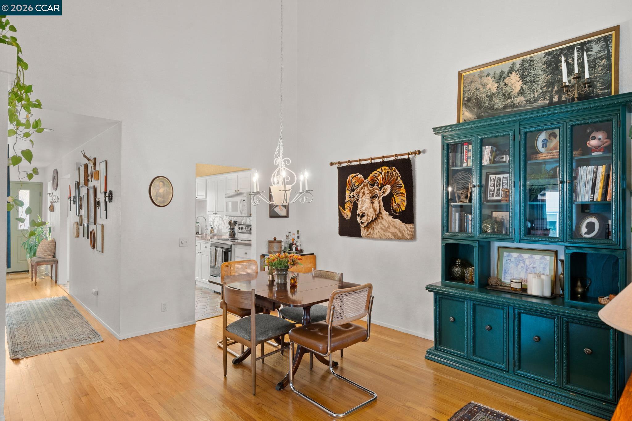 Detail Gallery Image 14 of 46 For 225 Woodside Ct, Grass Valley,  CA 95945 - 2 Beds | 2 Baths