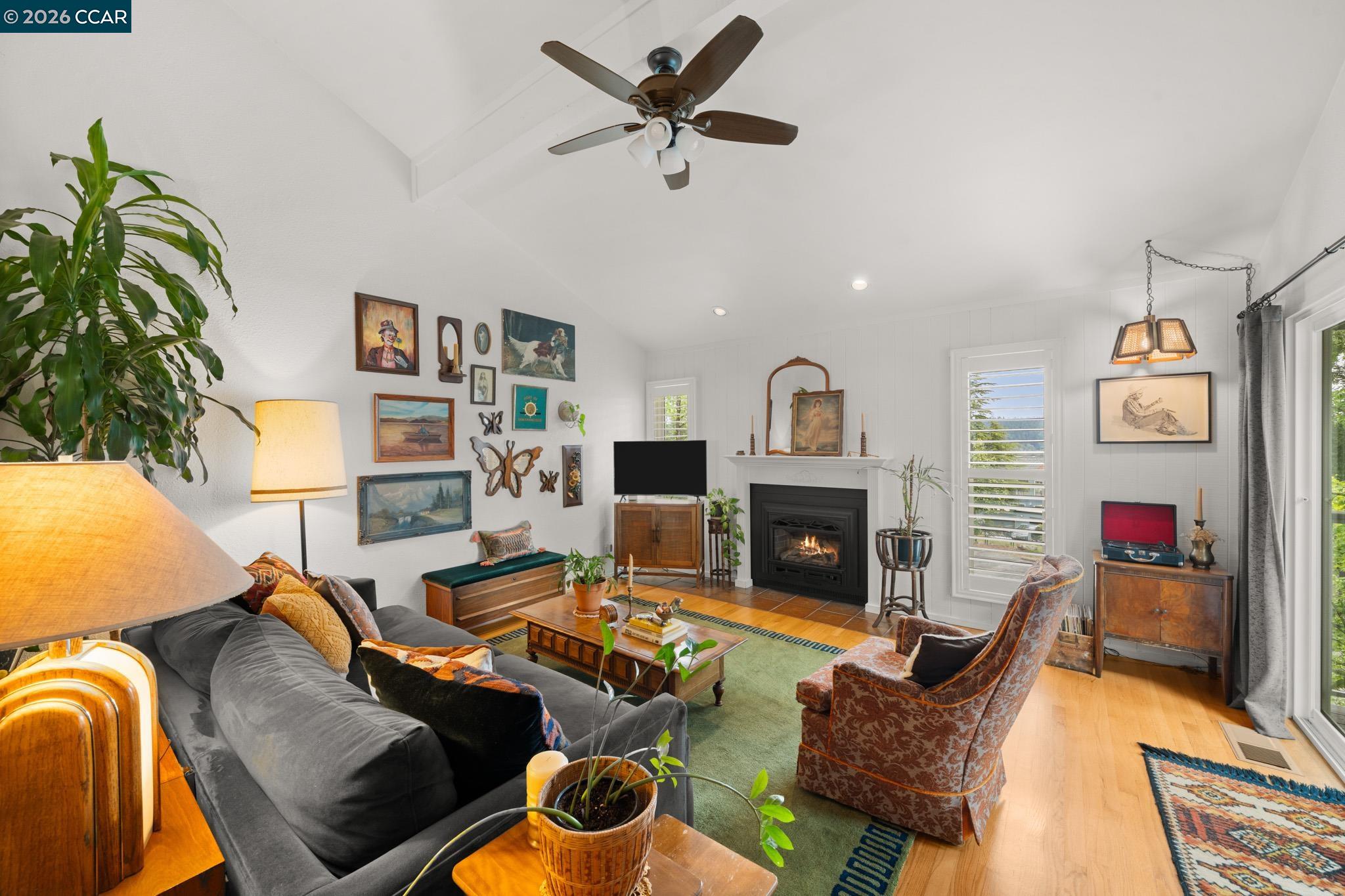 Detail Gallery Image 16 of 46 For 225 Woodside Ct, Grass Valley,  CA 95945 - 2 Beds | 2 Baths