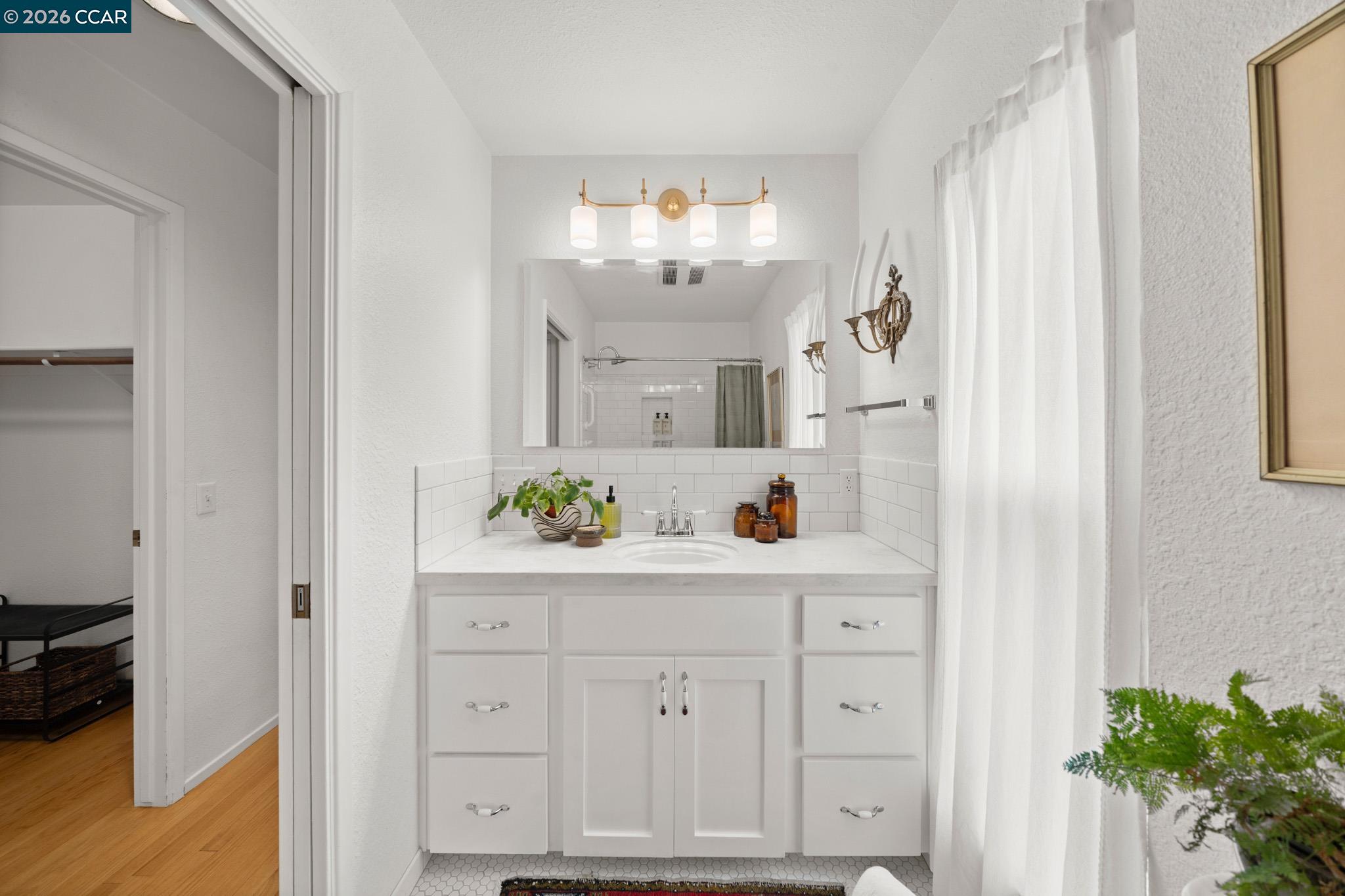 Detail Gallery Image 24 of 46 For 225 Woodside Ct, Grass Valley,  CA 95945 - 2 Beds | 2 Baths