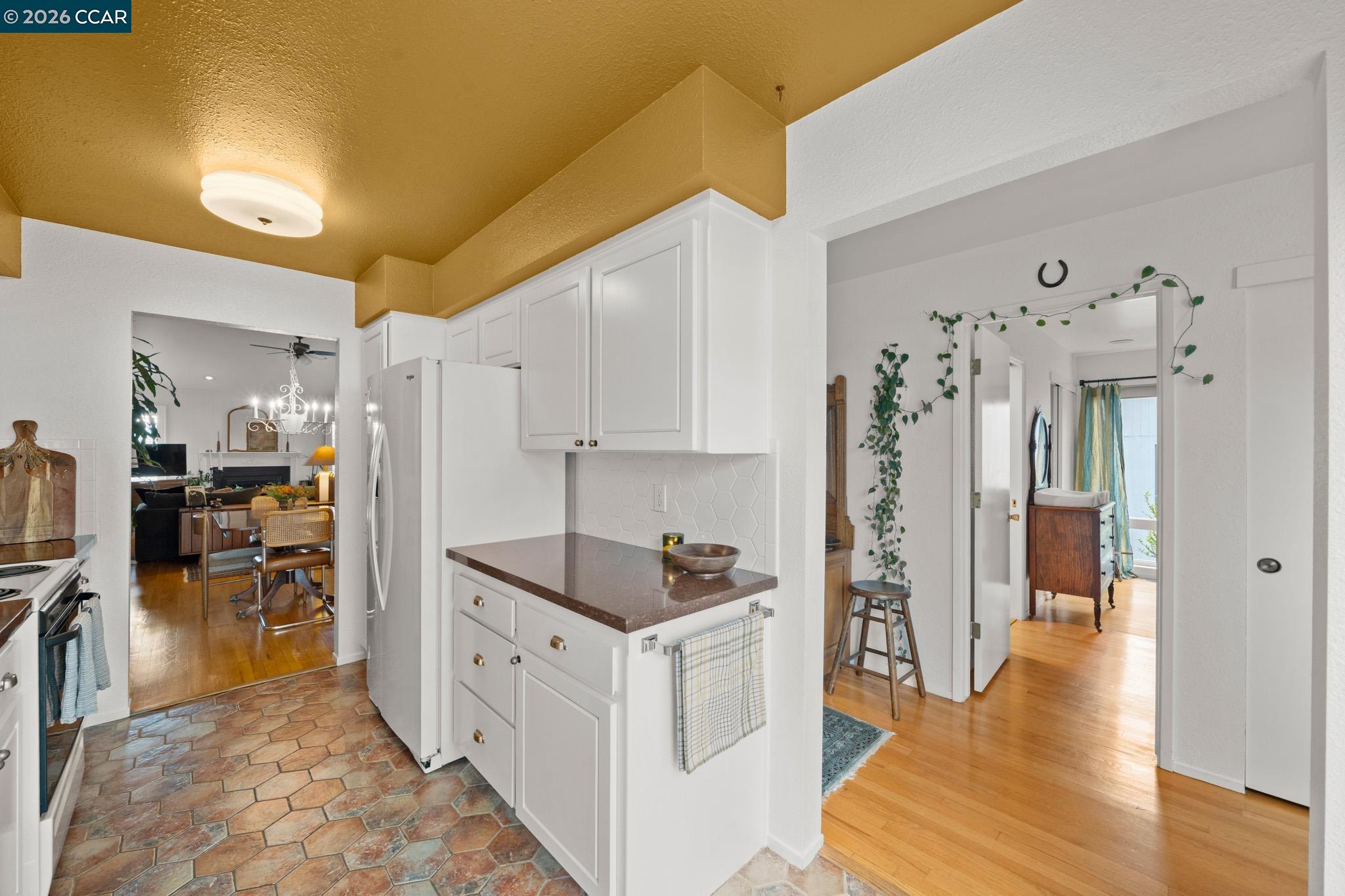 Detail Gallery Image 10 of 46 For 225 Woodside Ct, Grass Valley,  CA 95945 - 2 Beds | 2 Baths