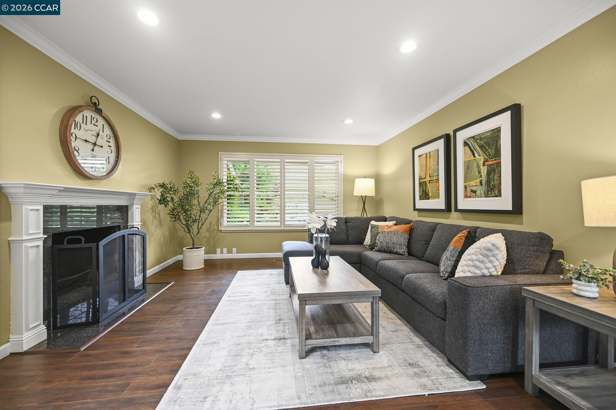 Detail Gallery Image 11 of 36 For 11 Ambleside Ct, Danville,  CA 94526 - 5 Beds | 2/1 Baths