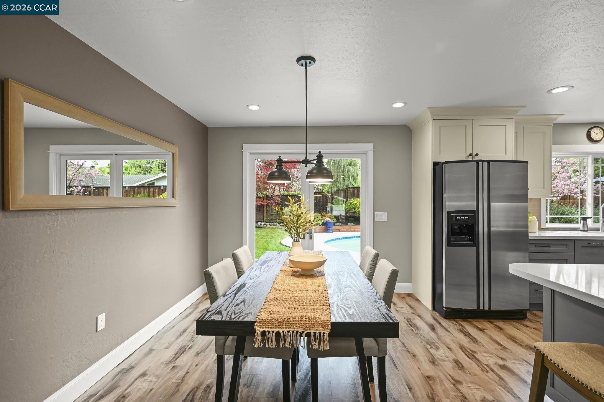 Detail Gallery Image 5 of 36 For 11 Ambleside Ct, Danville,  CA 94526 - 5 Beds | 2/1 Baths