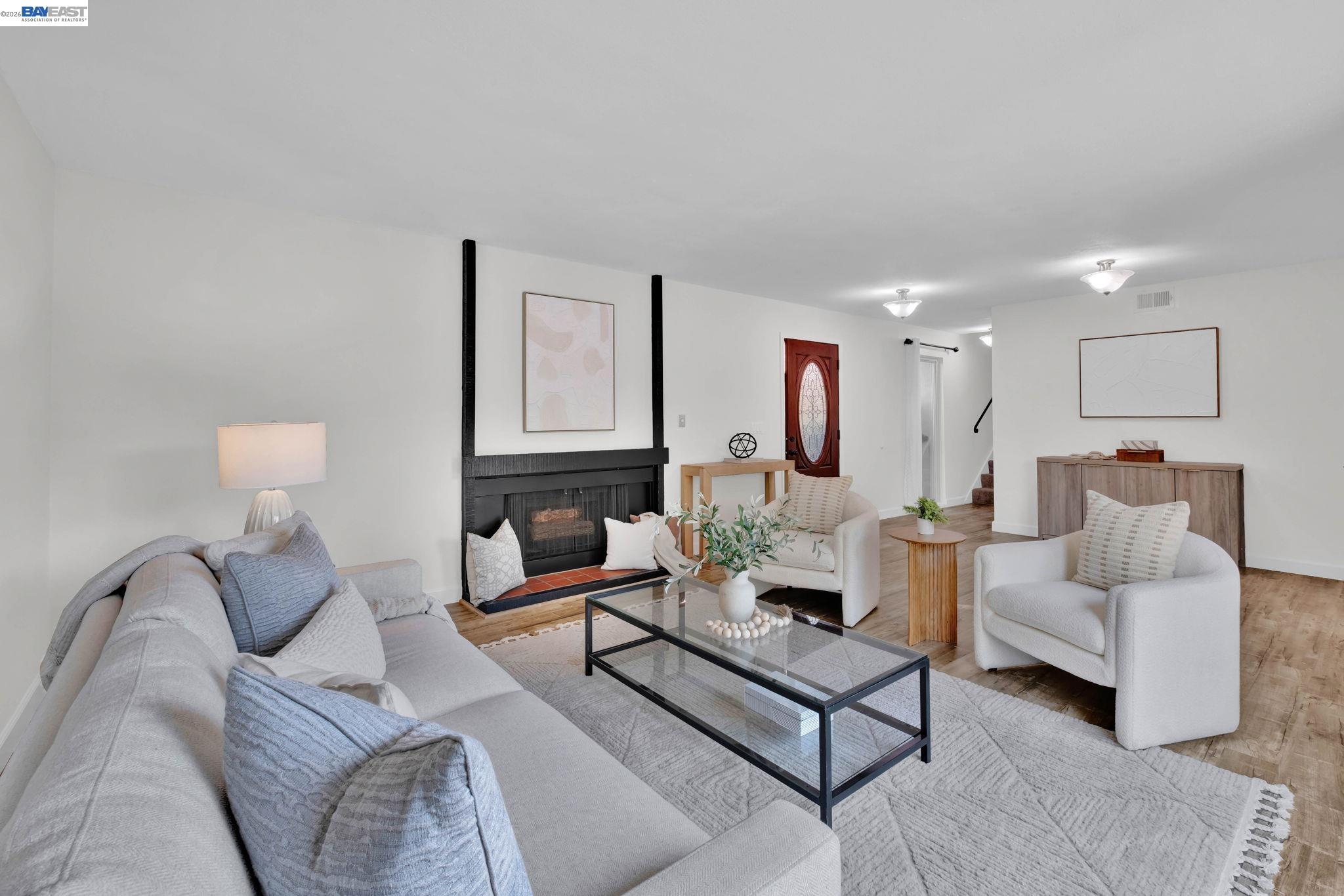 Photo #8: 41129261 Listing: Photo #8