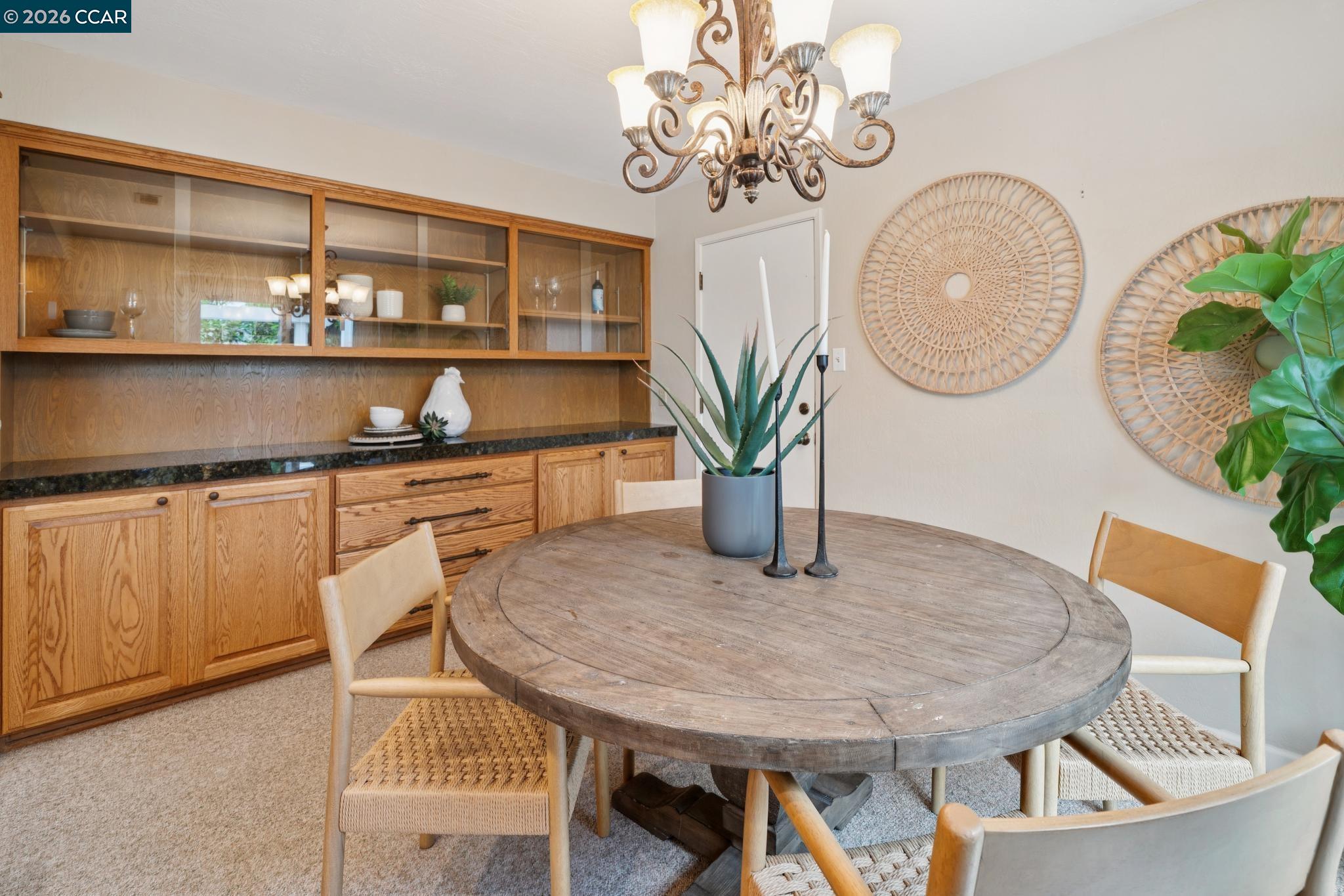 Detail Gallery Image 12 of 36 For 3245 Mckean Dr, Concord,  CA 94518 - 4 Beds | 2 Baths