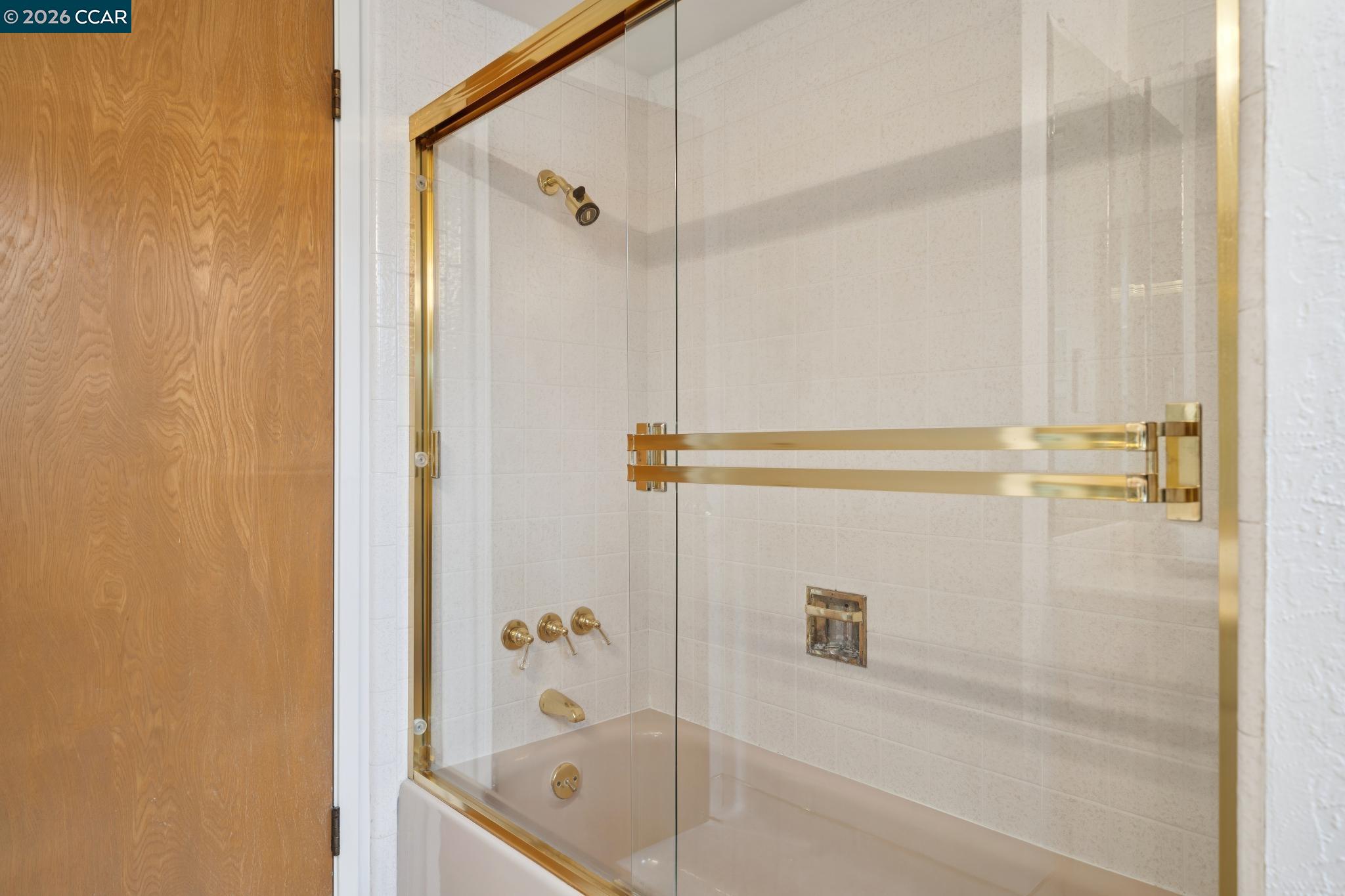 Detail Gallery Image 27 of 36 For 3245 Mckean Dr, Concord,  CA 94518 - 4 Beds | 2 Baths