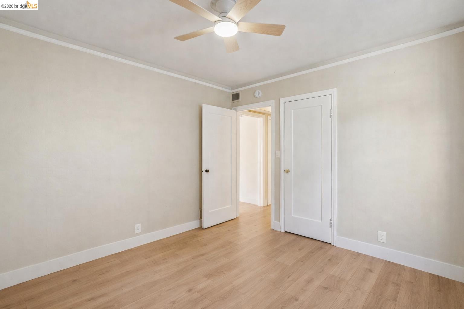 Detail Gallery Image 22 of 36 For 876-880 52nd St, Oakland,  CA 94608 - – Beds | – Baths