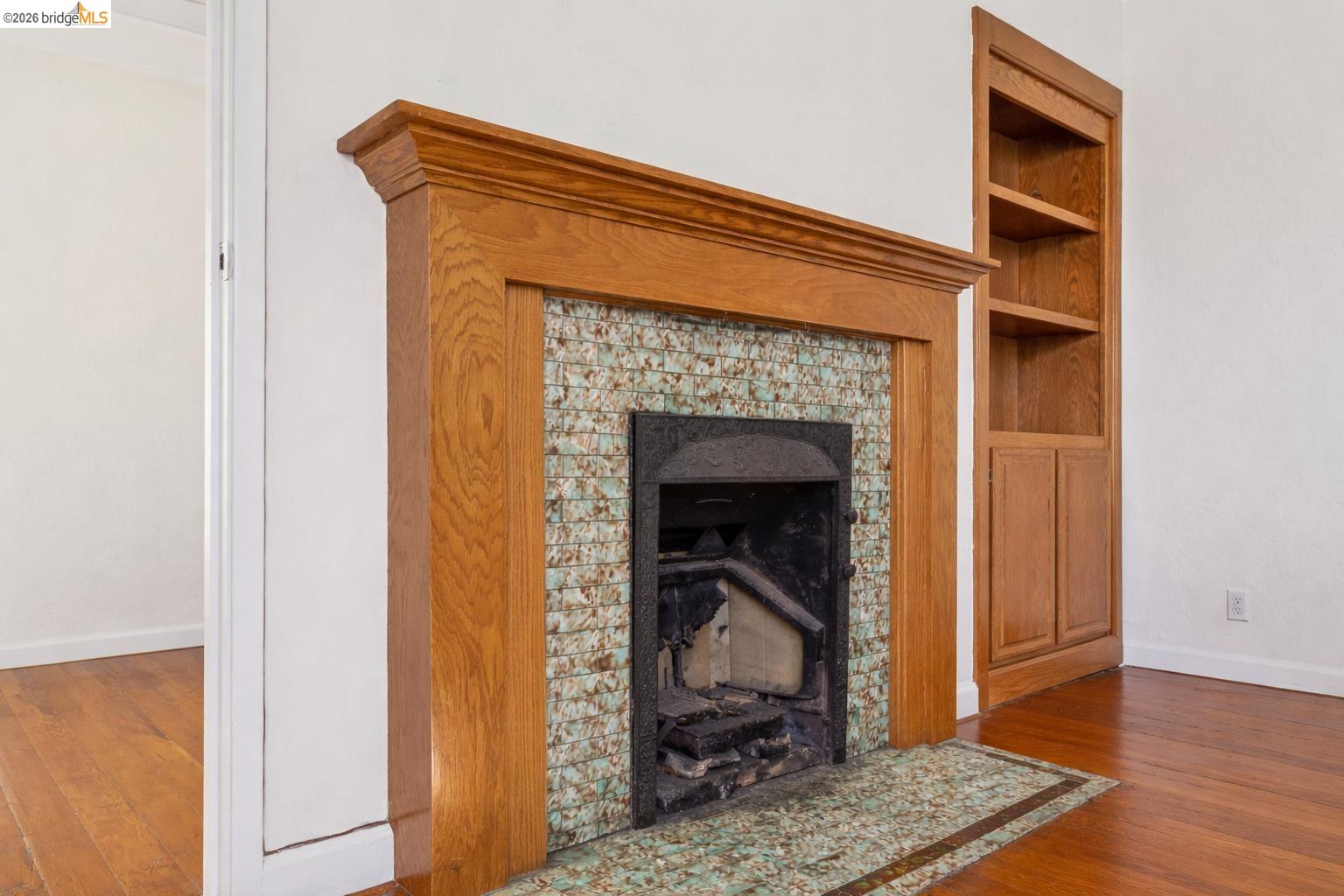 Detail Gallery Image 7 of 36 For 876-880 52nd St, Oakland,  CA 94608 - – Beds | – Baths