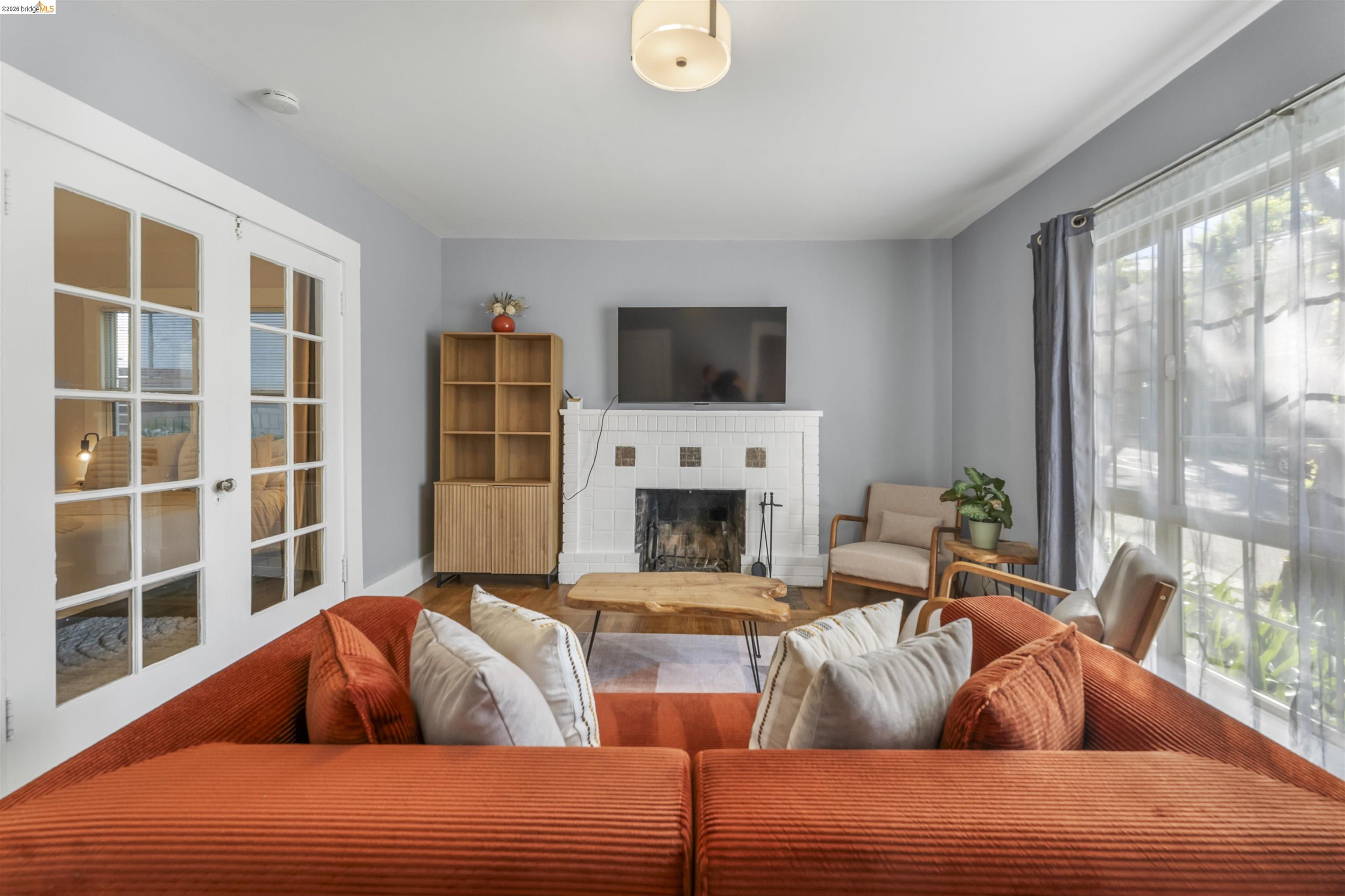 Detail Gallery Image 3 of 17 For 2421 Hilgard Ave, Berkeley,  CA 94709 - – Beds | – Baths