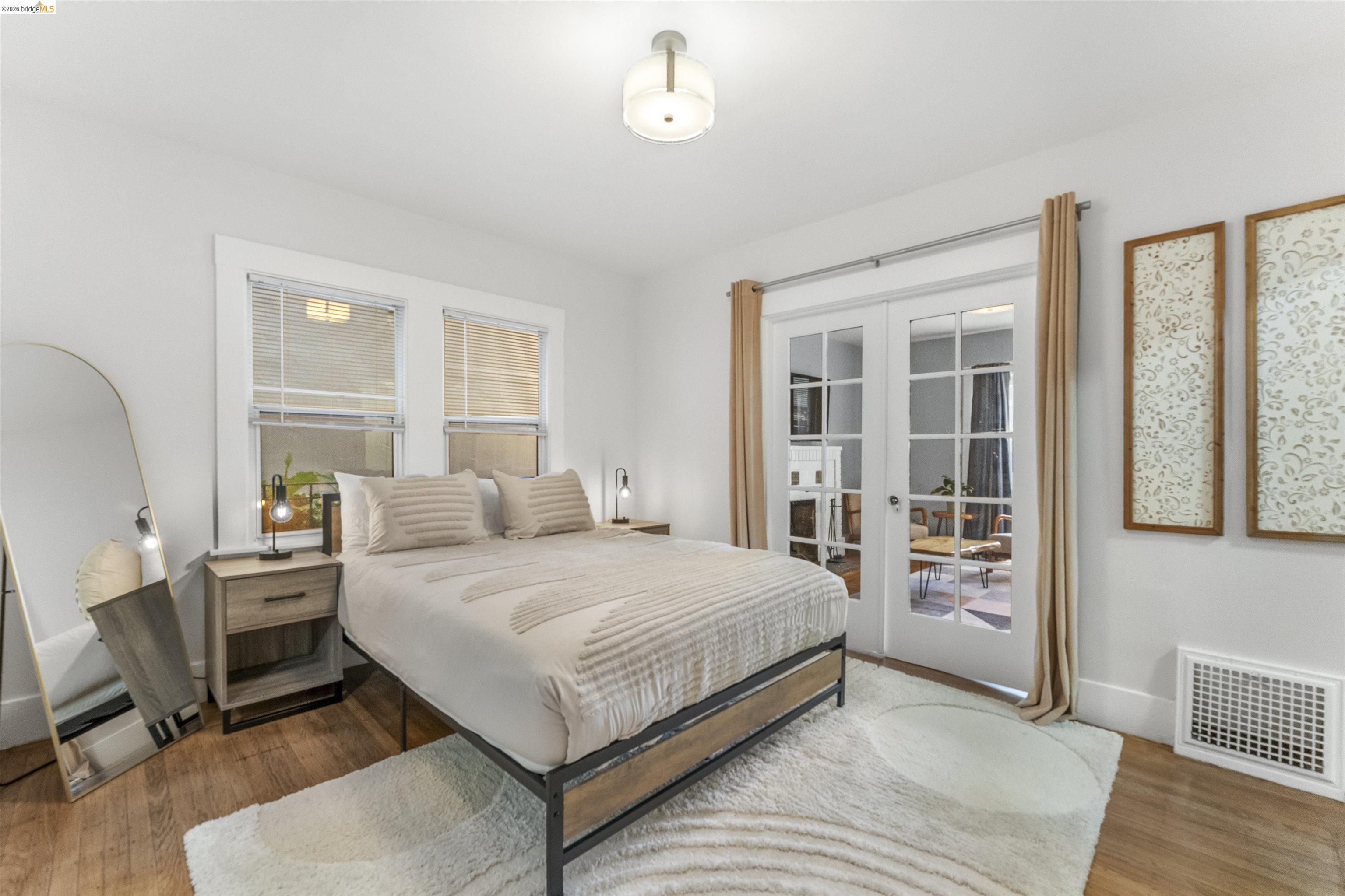 Detail Gallery Image 5 of 17 For 2421 Hilgard Ave, Berkeley,  CA 94709 - – Beds | – Baths