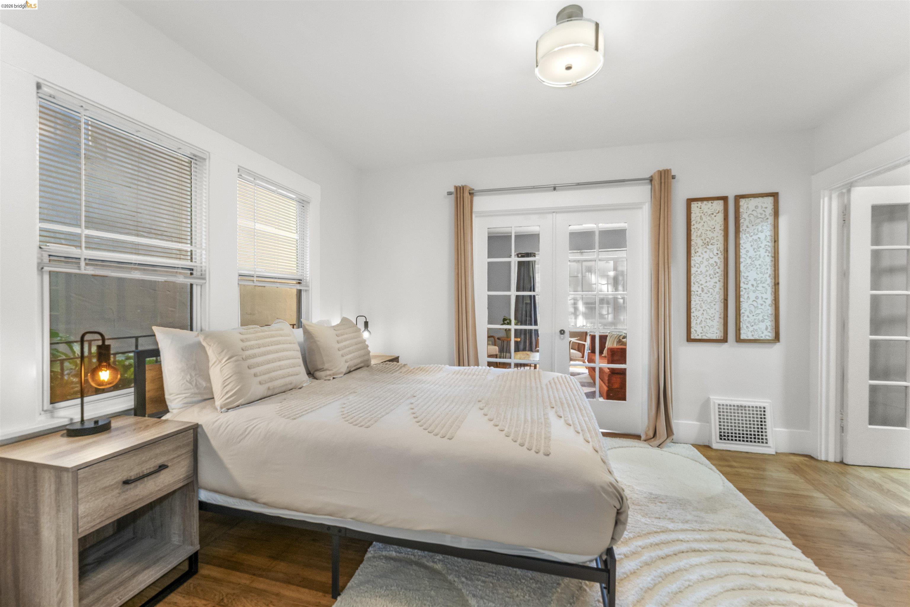 Detail Gallery Image 9 of 17 For 2421 Hilgard Ave, Berkeley,  CA 94709 - – Beds | – Baths