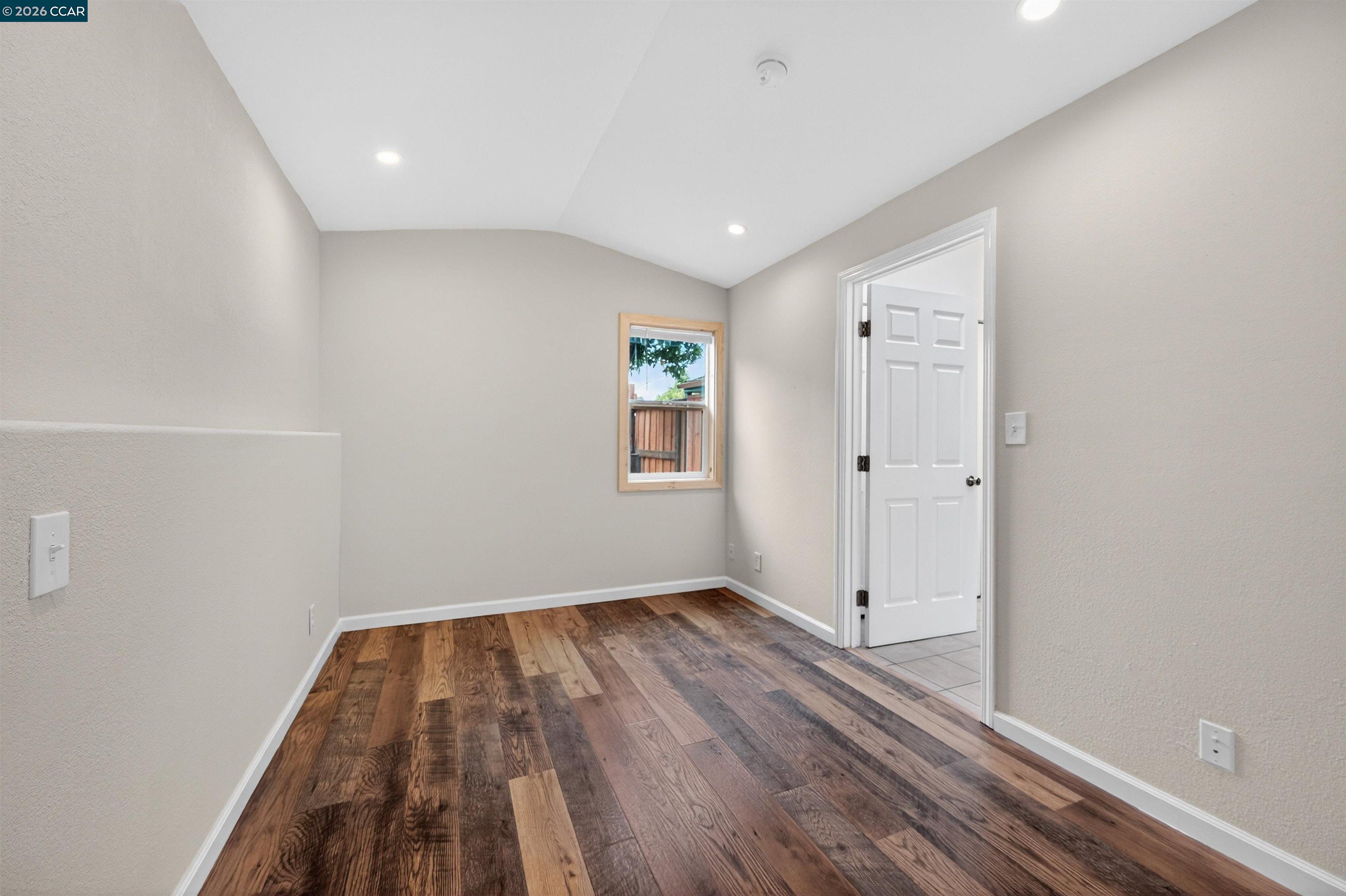 Detail Gallery Image 12 of 26 For 514 Butte St, Vallejo,  CA 94590 - 2 Beds | 2 Baths