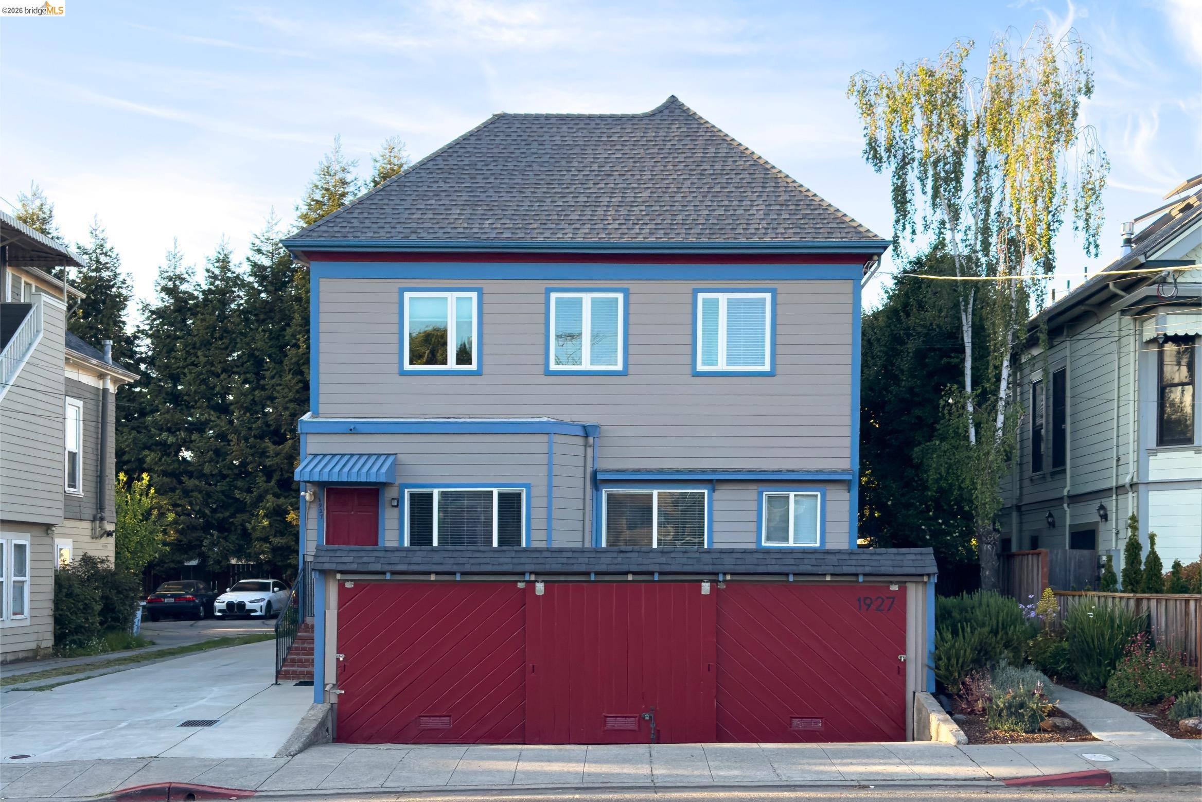 Detail Gallery Image 2 of 60 For 1929 Haste St, Berkeley,  CA 94704 - – Beds | – Baths