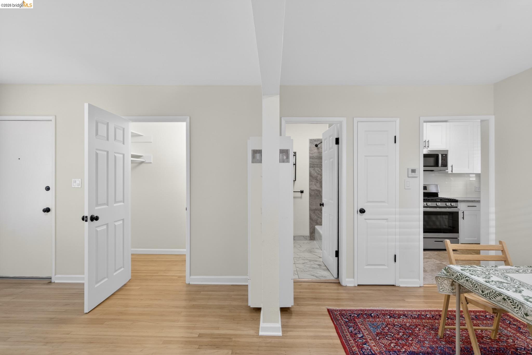 Detail Gallery Image 14 of 60 For 1929 Haste St, Berkeley,  CA 94704 - – Beds | – Baths