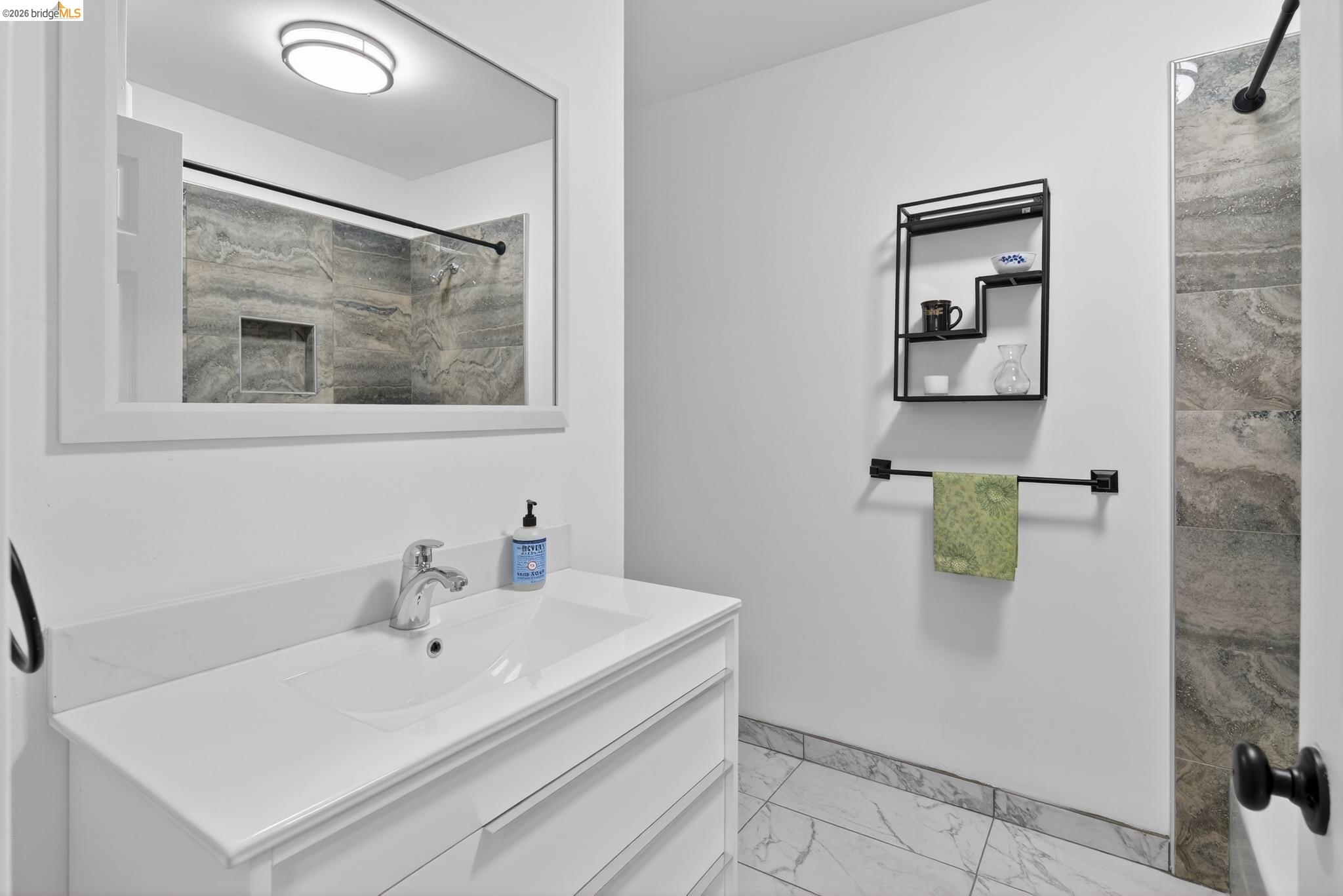 Detail Gallery Image 20 of 60 For 1929 Haste St, Berkeley,  CA 94704 - – Beds | – Baths