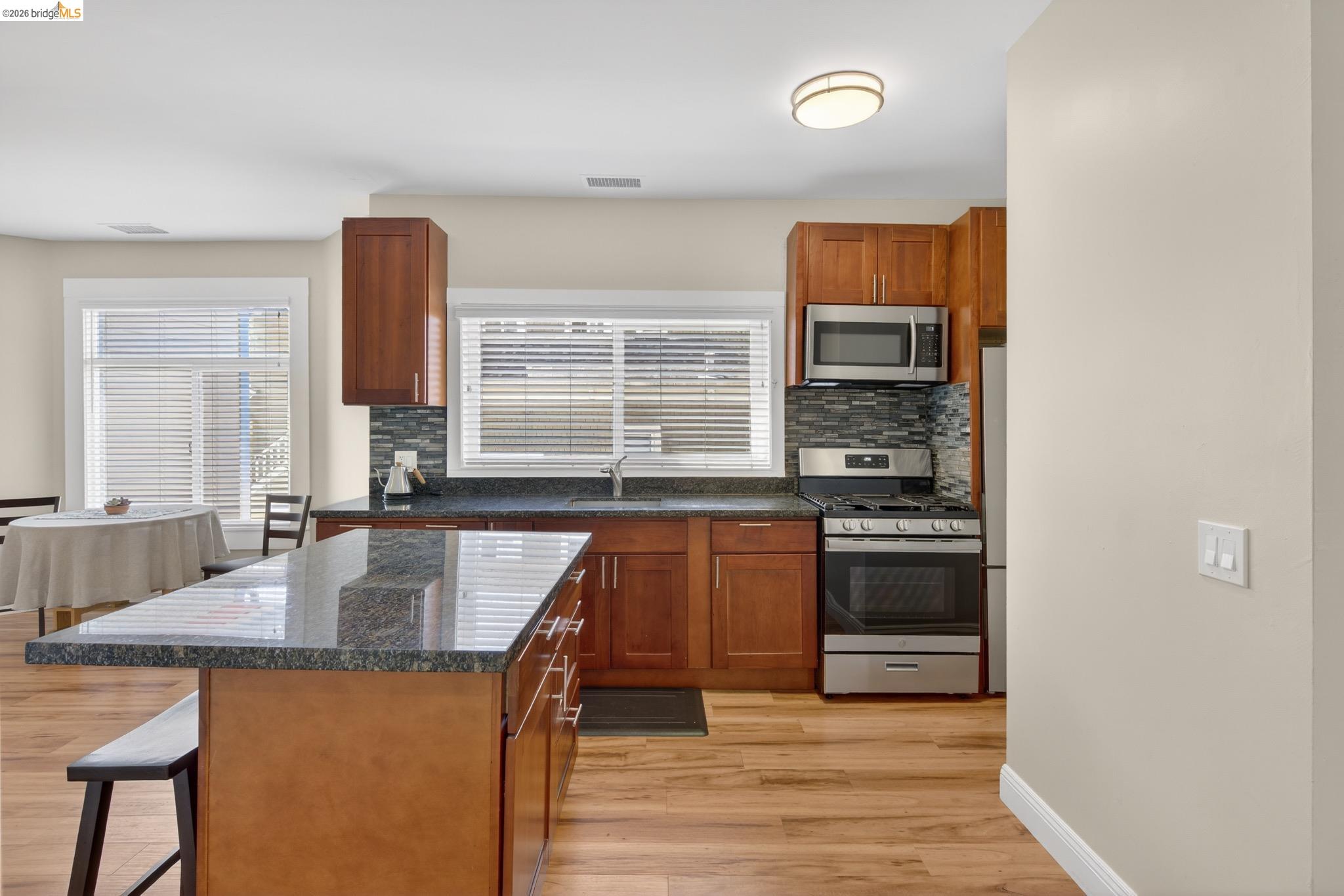 Detail Gallery Image 32 of 60 For 1929 Haste St, Berkeley,  CA 94704 - – Beds | – Baths