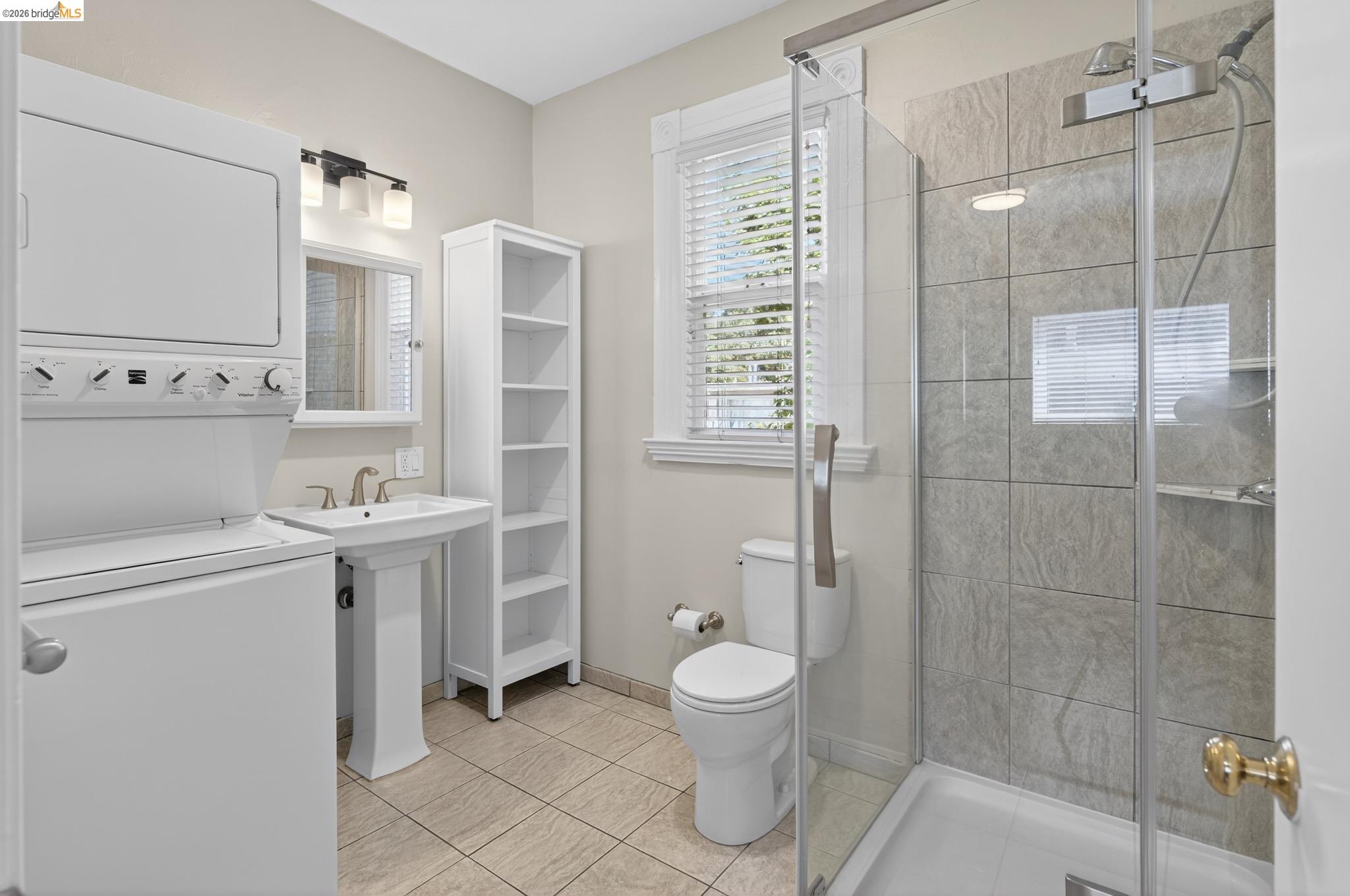 Detail Gallery Image 39 of 60 For 1929 Haste St, Berkeley,  CA 94704 - – Beds | – Baths