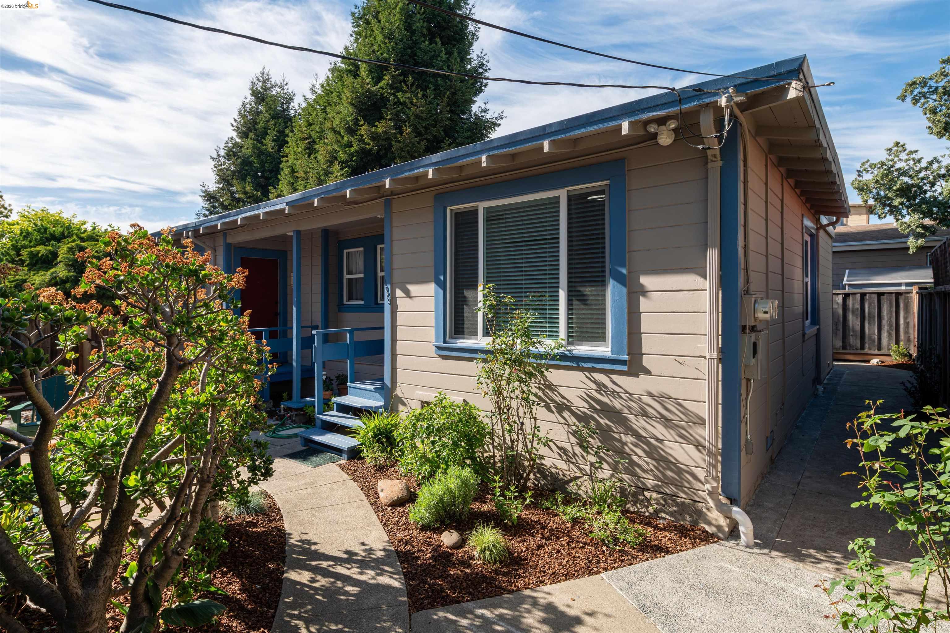 Detail Gallery Image 7 of 60 For 1929 Haste St, Berkeley,  CA 94704 - – Beds | – Baths