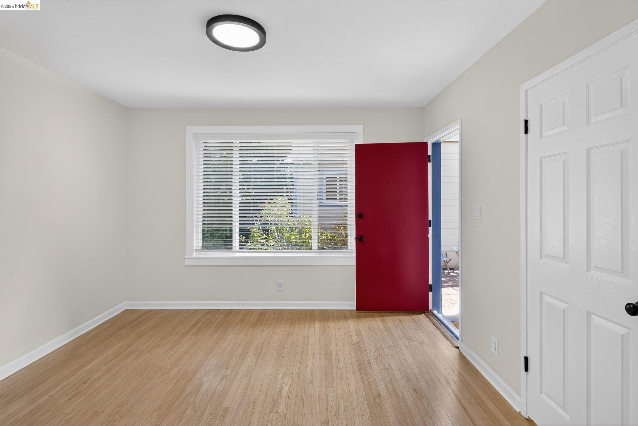 Detail Gallery Image 10 of 60 For 1929 Haste St, Berkeley,  CA 94704 - – Beds | – Baths