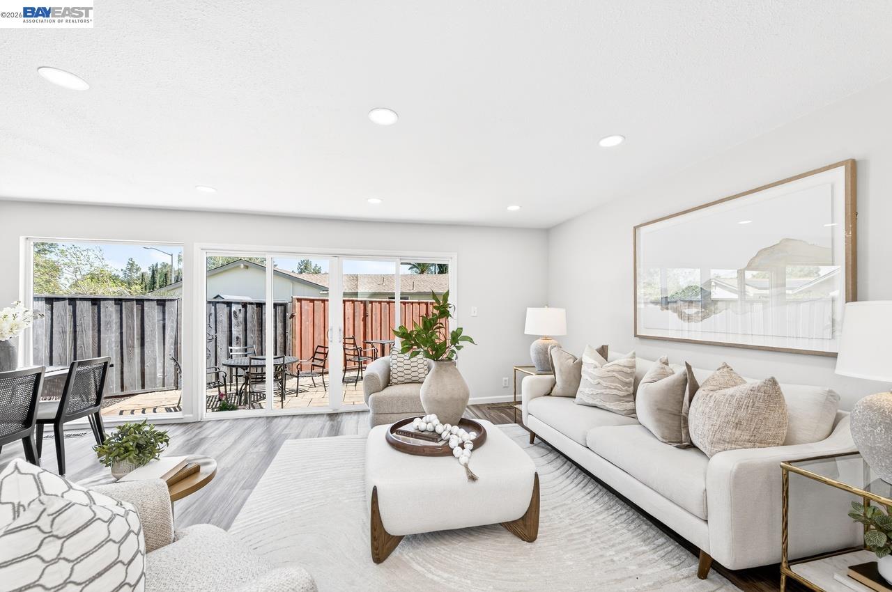 Detail Gallery Image 18 of 44 For 3921 Alma Ct, Pleasanton,  CA 94588 - 4 Beds | 2 Baths