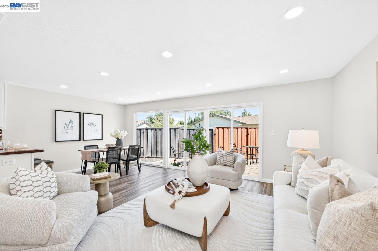 Detail Gallery Image 19 of 44 For 3921 Alma Ct, Pleasanton,  CA 94588 - 4 Beds | 2 Baths