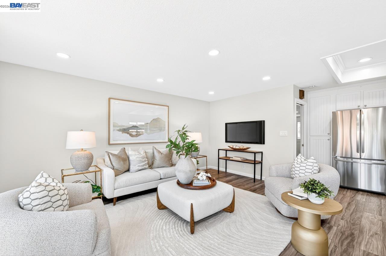 Detail Gallery Image 20 of 44 For 3921 Alma Ct, Pleasanton,  CA 94588 - 4 Beds | 2 Baths