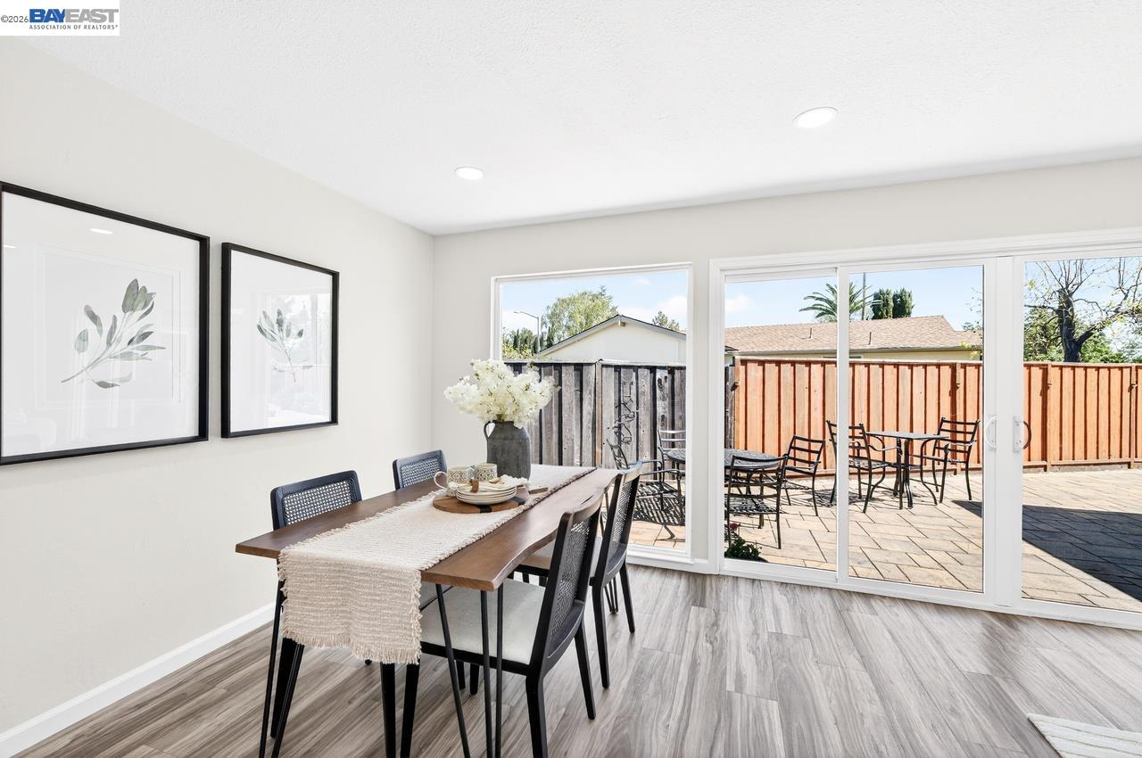 Detail Gallery Image 23 of 44 For 3921 Alma Ct, Pleasanton,  CA 94588 - 4 Beds | 2 Baths