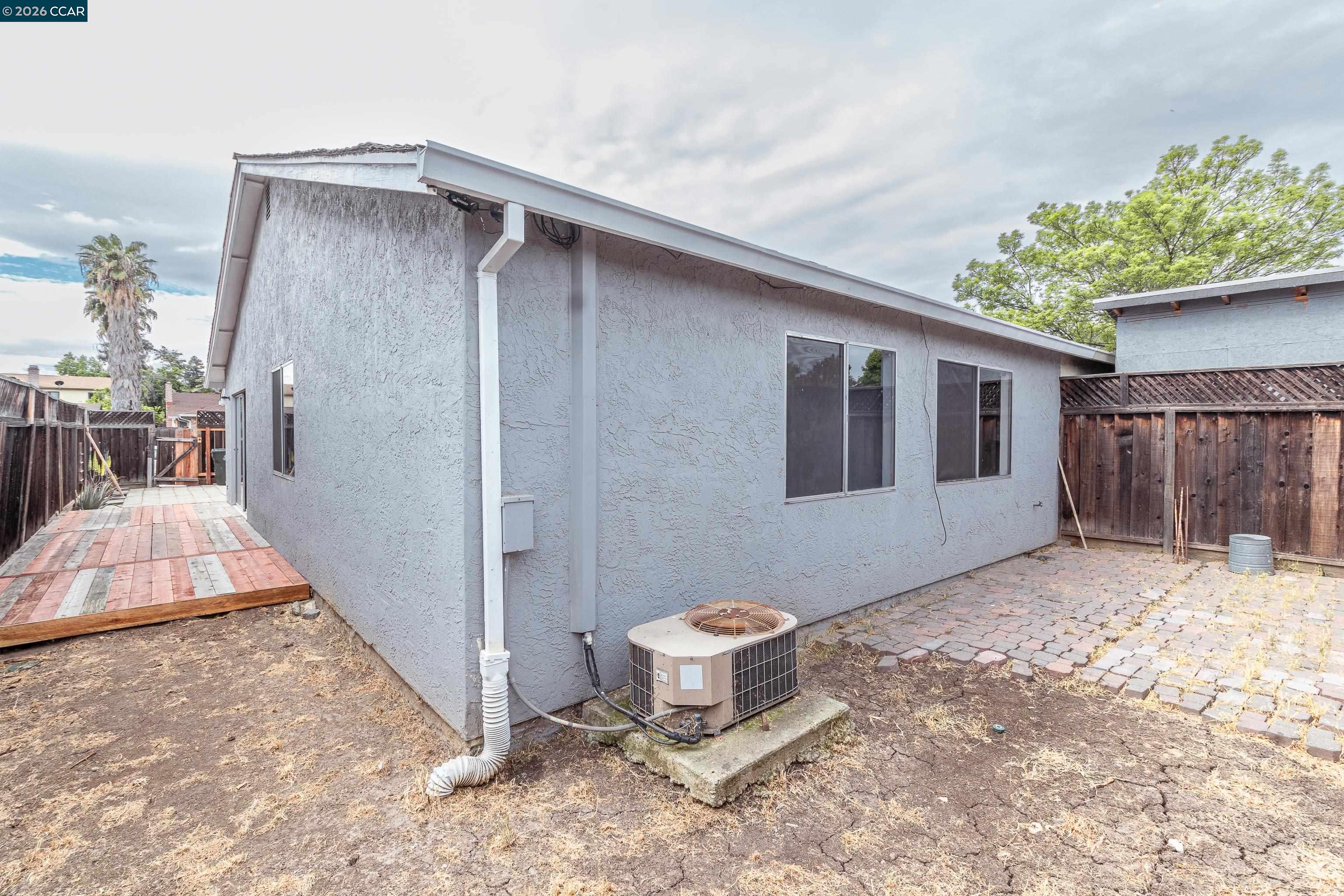 Detail Gallery Image 25 of 26 For 1730 Springwood Way, Antioch,  CA 94509 - 3 Beds | 2 Baths