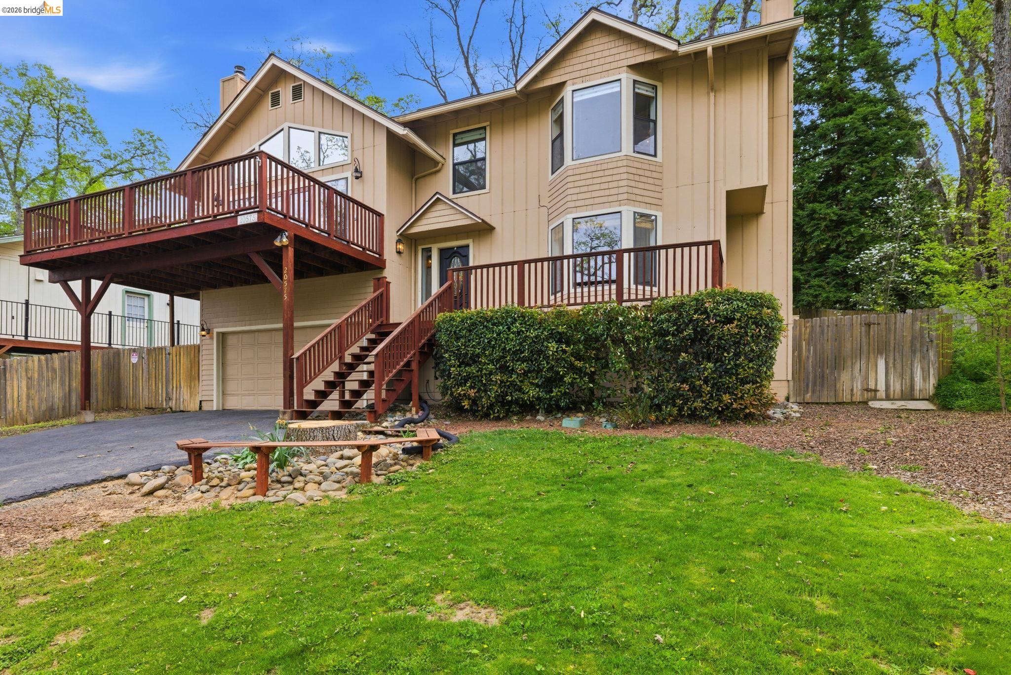 Detail Gallery Image 2 of 60 For 20575 Lori Ln, Sonora,  CA 95370 - 4 Beds | 3 Baths