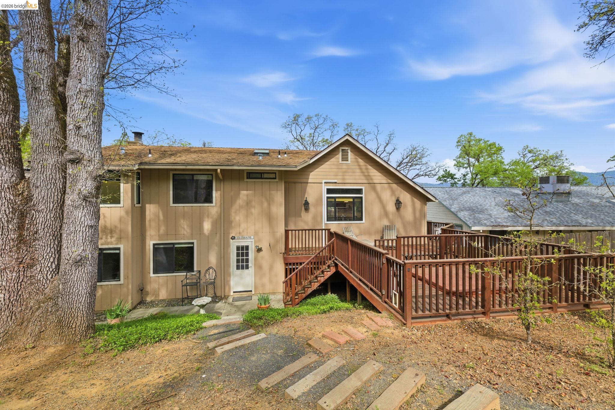 Detail Gallery Image 12 of 60 For 20575 Lori Ln, Sonora,  CA 95370 - 4 Beds | 3 Baths