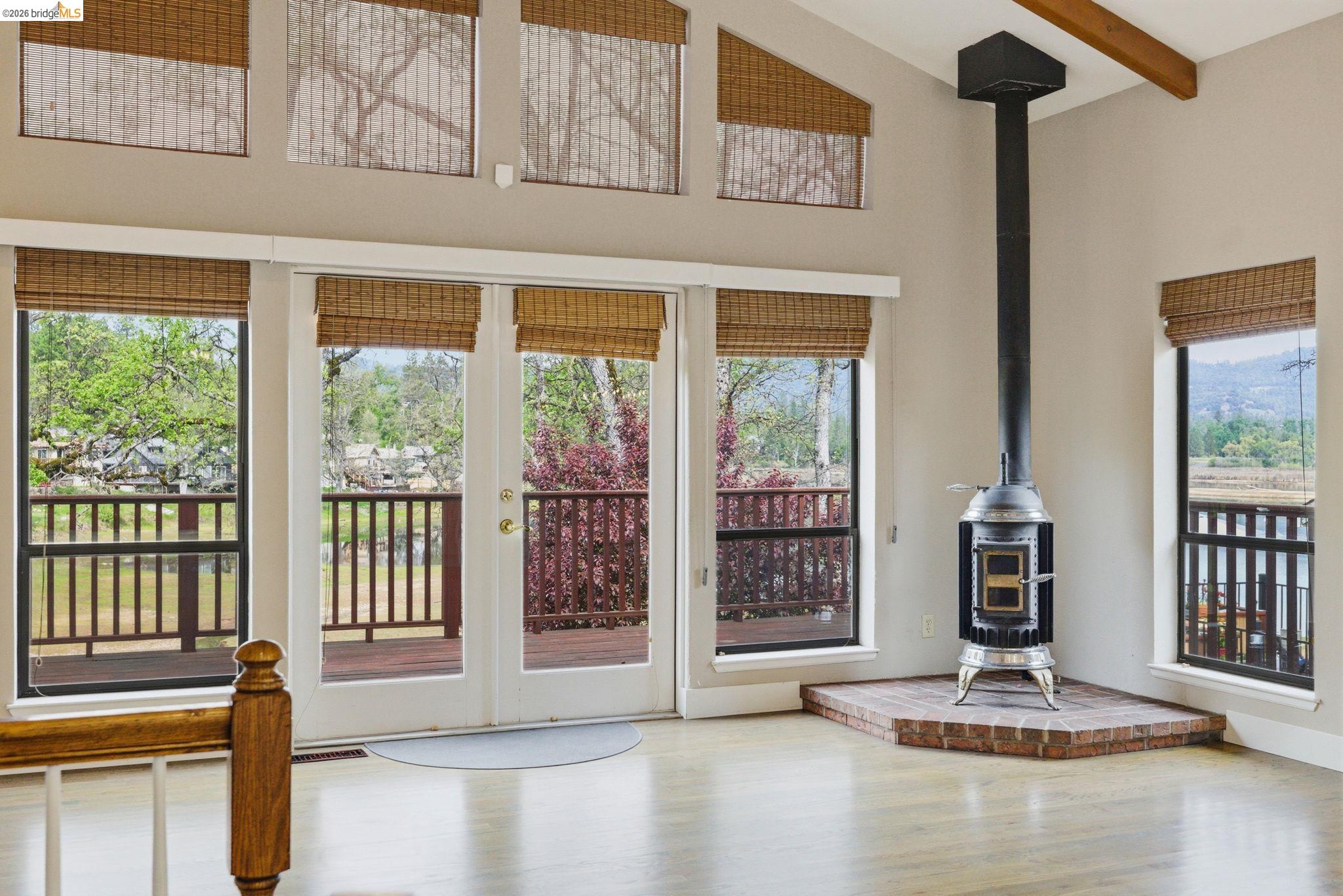 Detail Gallery Image 19 of 60 For 20575 Lori Ln, Sonora,  CA 95370 - 4 Beds | 3 Baths