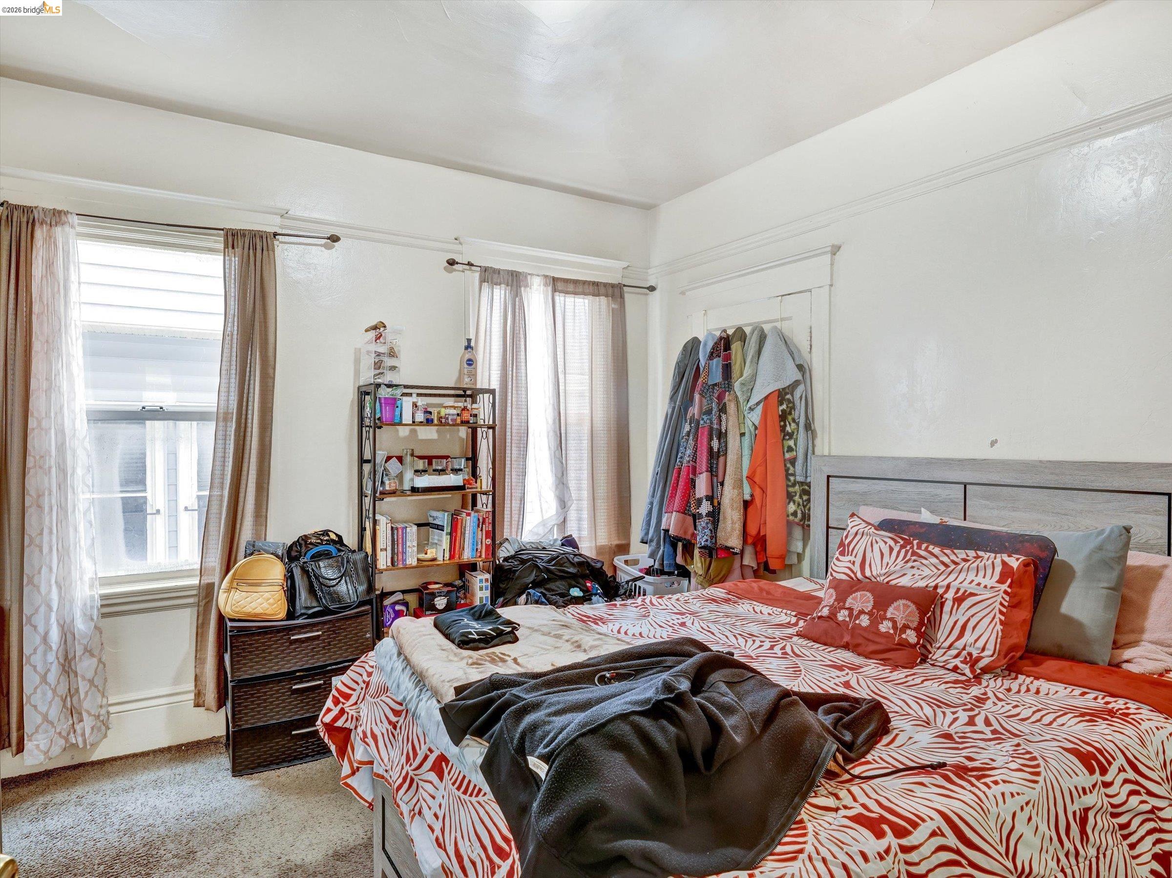 Detail Gallery Image 5 of 60 For 820 52nd St, Oakland,  CA 94608 - – Beds | – Baths