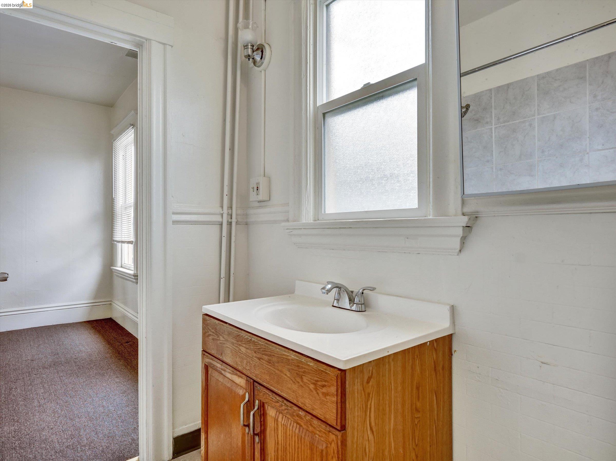 Detail Gallery Image 43 of 60 For 820 52nd St, Oakland,  CA 94608 - – Beds | – Baths