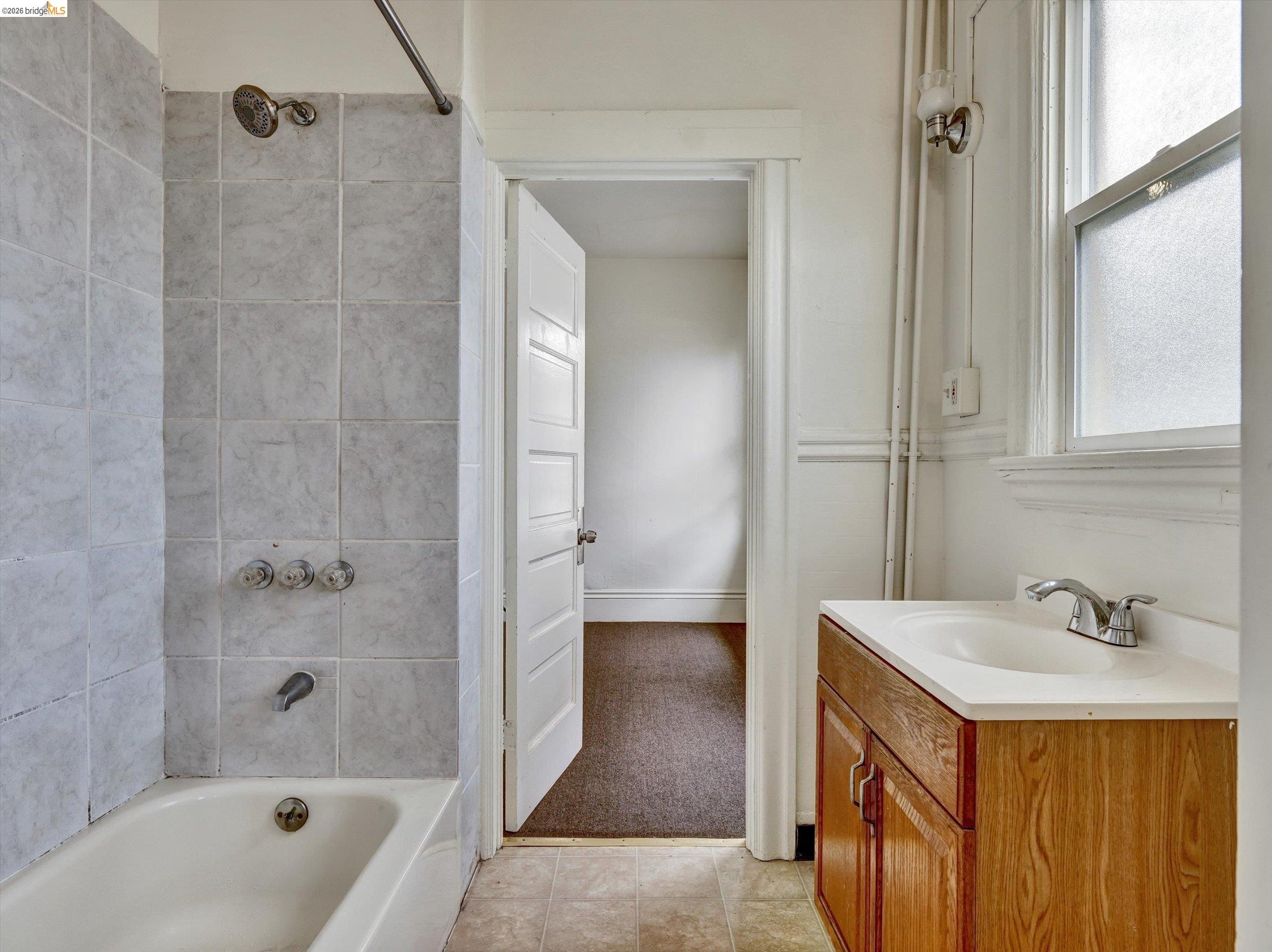 Detail Gallery Image 44 of 60 For 820 52nd St, Oakland,  CA 94608 - – Beds | – Baths