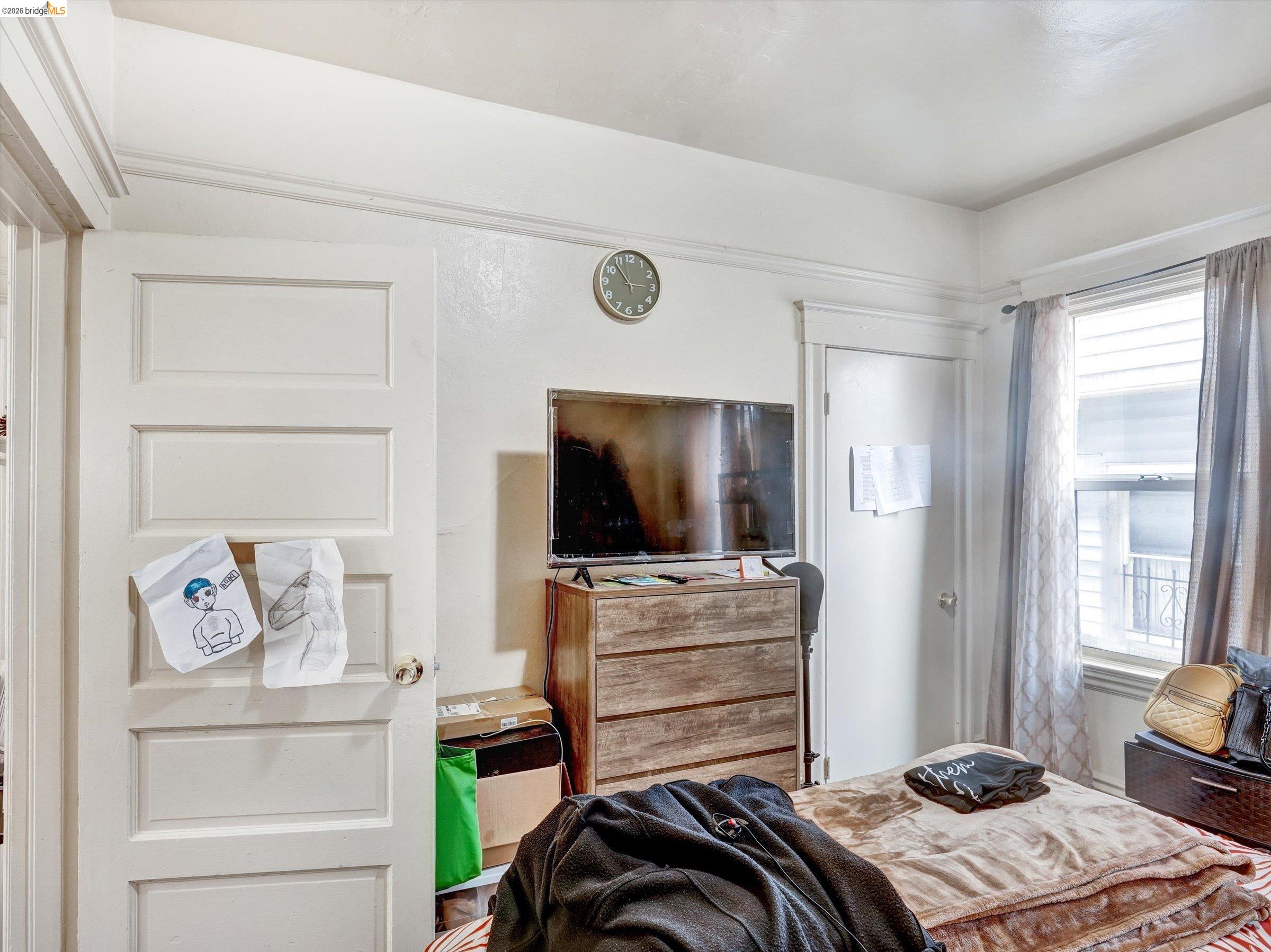 Detail Gallery Image 6 of 60 For 820 52nd St, Oakland,  CA 94608 - – Beds | – Baths