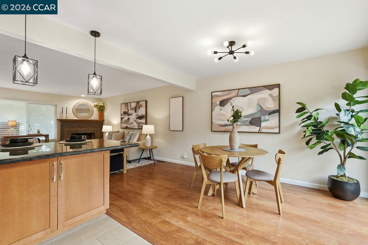 Detail Gallery Image 12 of 55 For 204 Miramonte Dr, Moraga,  CA 94556 - 4 Beds | 2 Baths