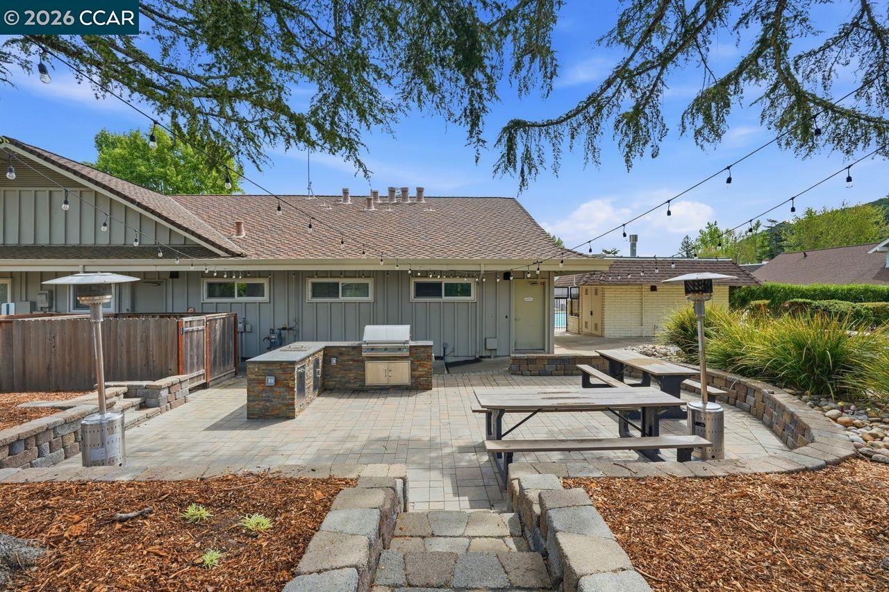 Detail Gallery Image 42 of 55 For 204 Miramonte Dr, Moraga,  CA 94556 - 4 Beds | 2 Baths