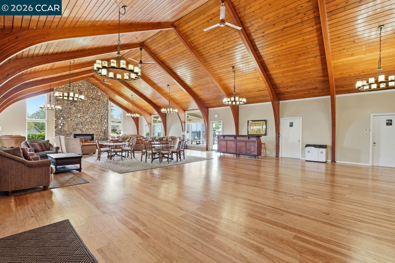 Detail Gallery Image 43 of 55 For 204 Miramonte Dr, Moraga,  CA 94556 - 4 Beds | 2 Baths