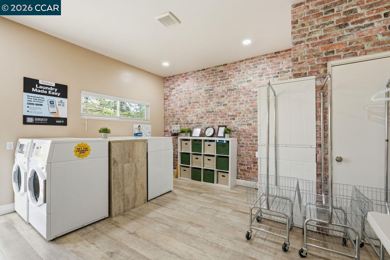 Detail Gallery Image 48 of 55 For 204 Miramonte Dr, Moraga,  CA 94556 - 4 Beds | 2 Baths