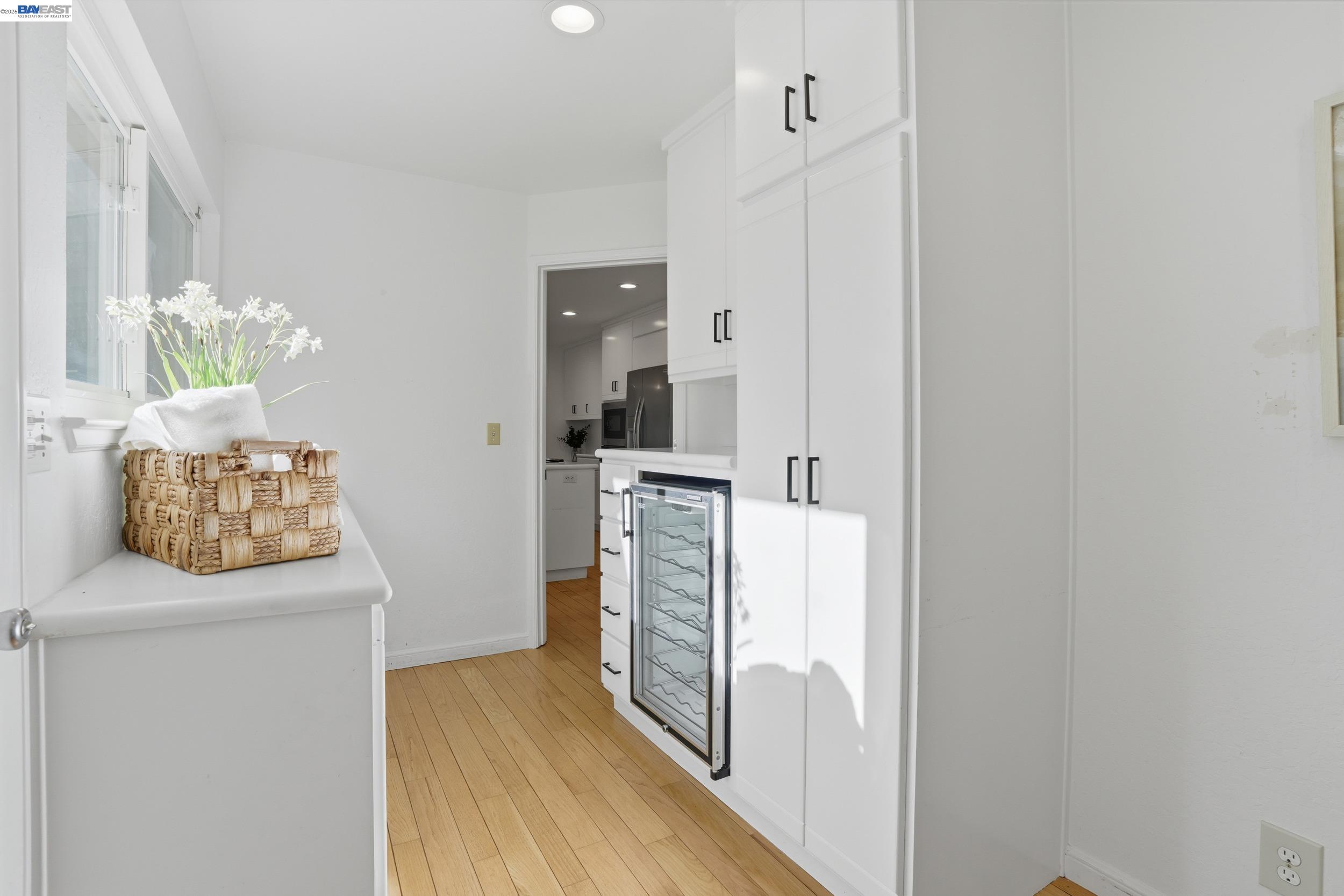 Detail Gallery Image 22 of 32 For 2402 Royal Oaks Drive, Alamo,  CA 94507 - 4 Beds | 2 Baths