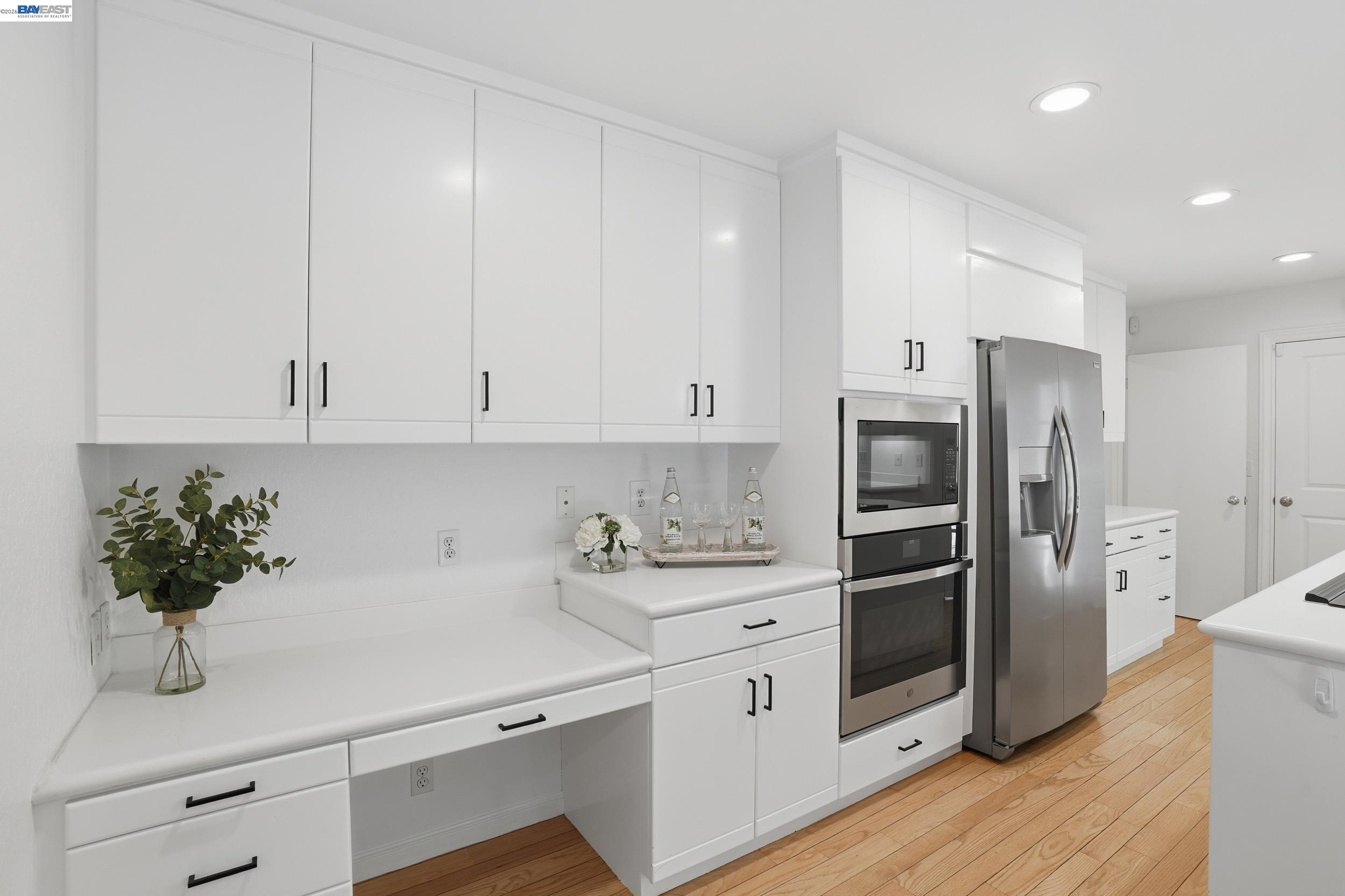 Detail Gallery Image 7 of 32 For 2402 Royal Oaks Drive, Alamo,  CA 94507 - 4 Beds | 2 Baths