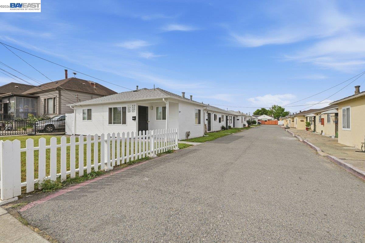 Detail Gallery Image 8 of 28 For 1617 Pacific Ave, San Leandro,  CA 94577 - – Beds | – Baths